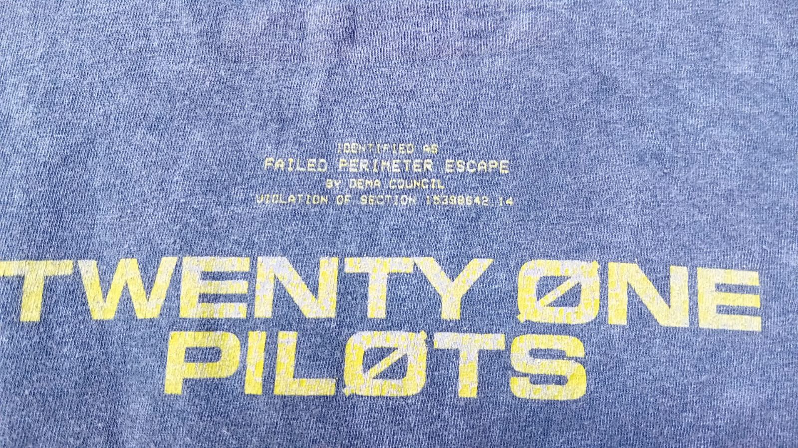 Band Tees Twenty One Pilots The Bandito Tour Double Sided tee S Size US S / EU 44-46 / 1 - 6 Thumbnail