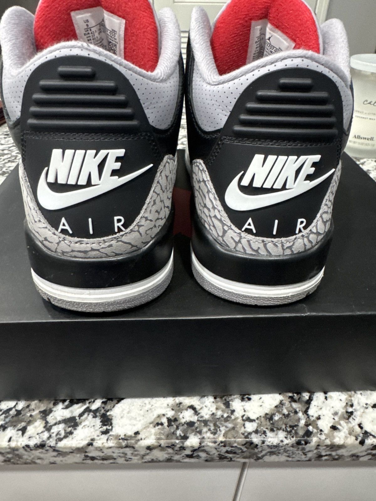 Nike Air Jordan 3 Size US 9 / EU 42 - 2 Thumbnail