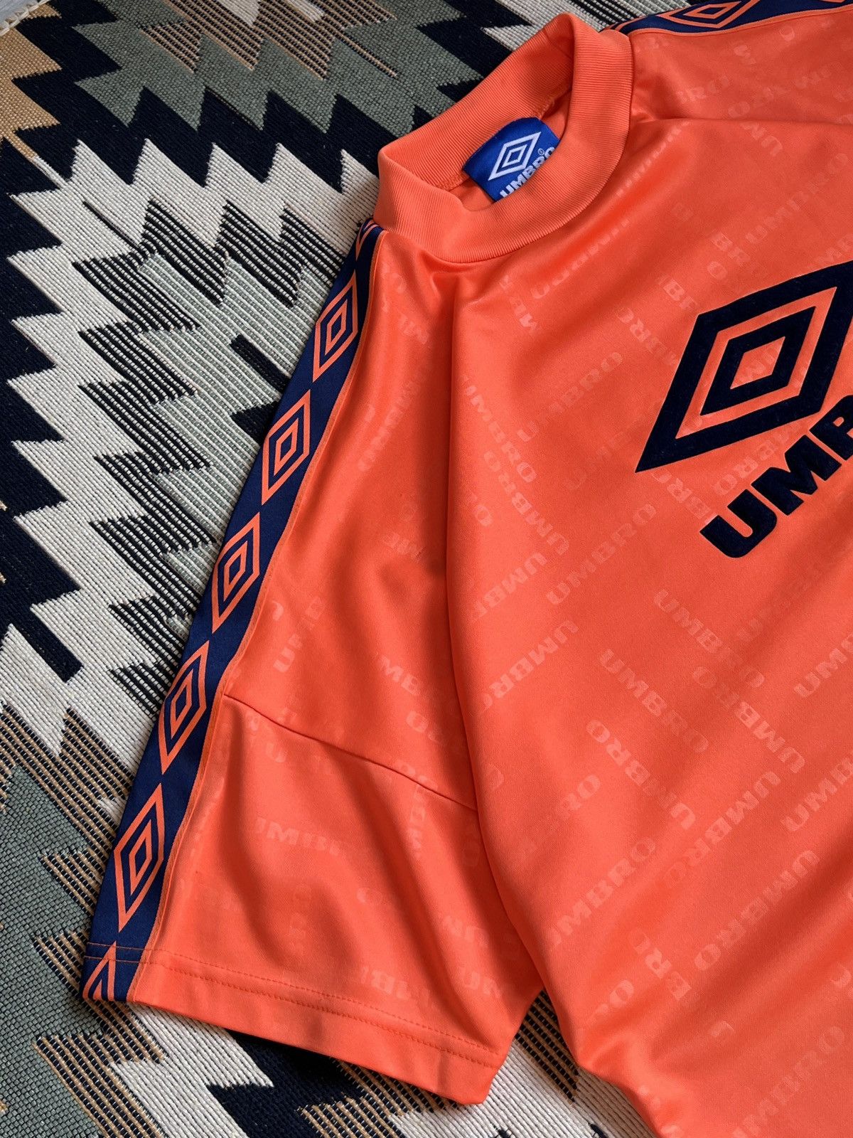 Other Vintage Umbro Lampass Big Logo Blokecore Soccer Jersey Size US S / EU 44-46 / 1 - 11 Thumbnail