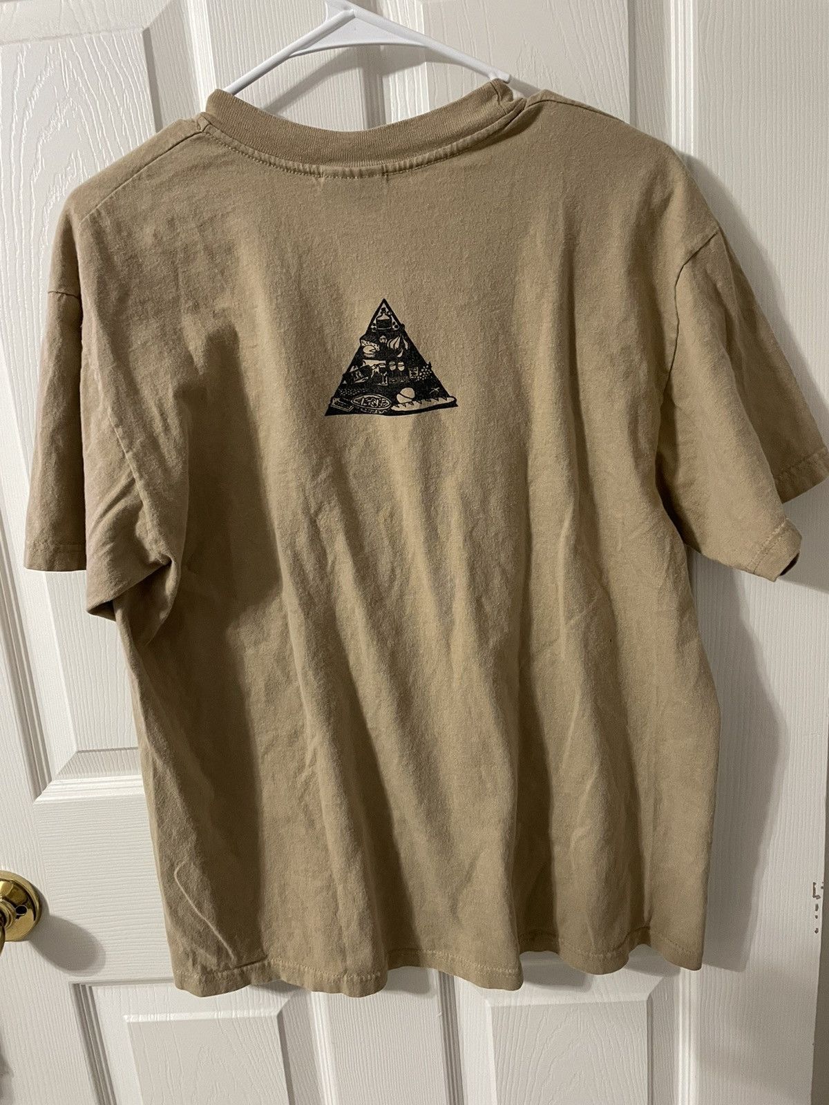 Other × Vintage Vintage “Wine Drinkers Nutrition Pyramid” Camel Tee Size US L / EU 52-54 / 3 - 4 Thumbnail
