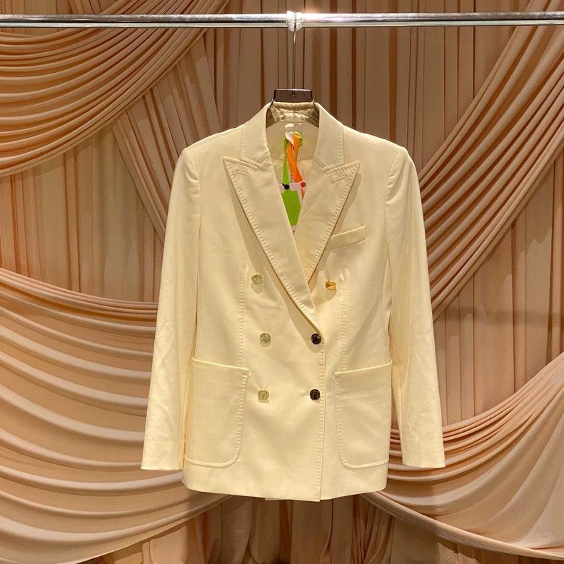 Max Mara Max Mara Beige double-breasted gold button blazer Size M / US 6-8 / IT 42-44 - 1 Thumbnail
