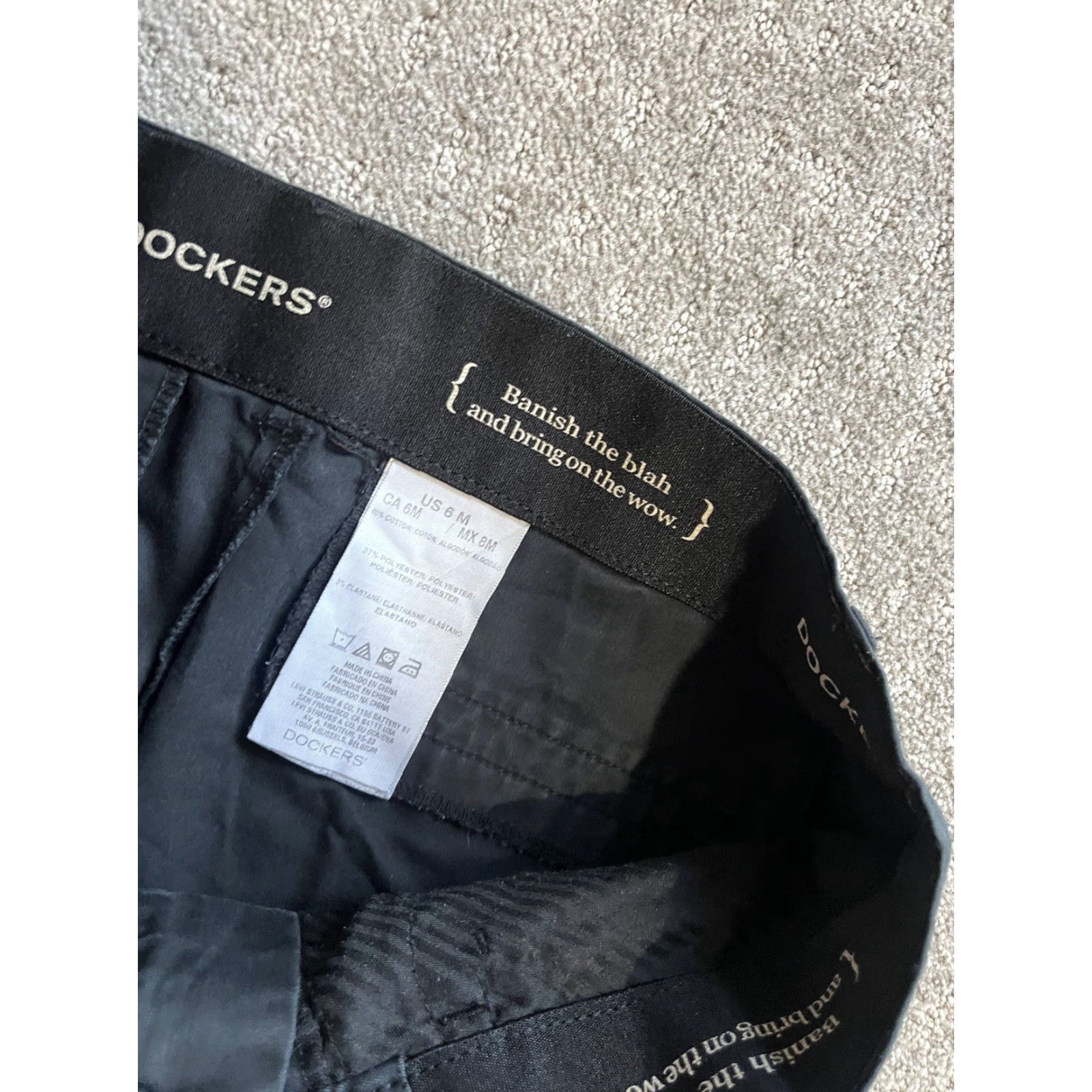 Dockers VINTAGE Dockers Pants Women 6M Black Chinos Flat Front Straight Leg 31 in 8.5-10.5 in Knit Polyester Elastane Casual Slacks Woman Size 28" / US 6 / IT 42 - 5 Thumbnail