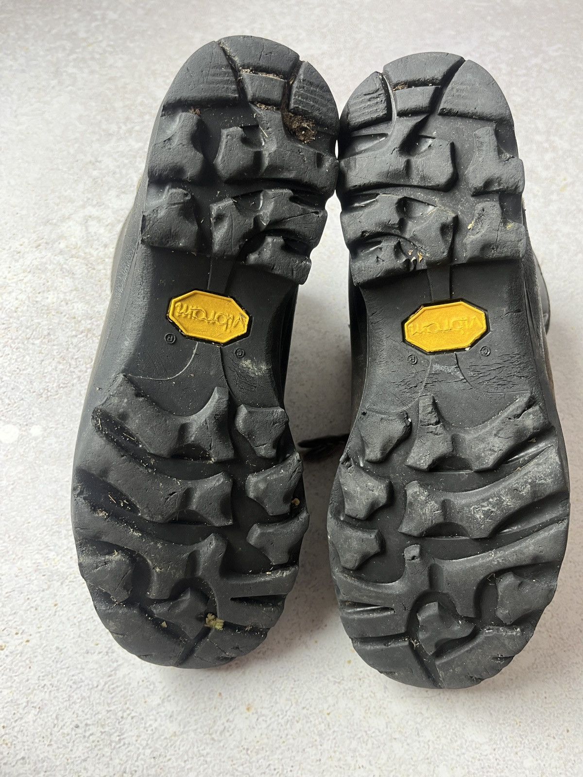 Other DDP Crispi Vintage Leather Hiking Boots W/Vibram Gore Tex Size US 8 / EU 41 - 7 Thumbnail