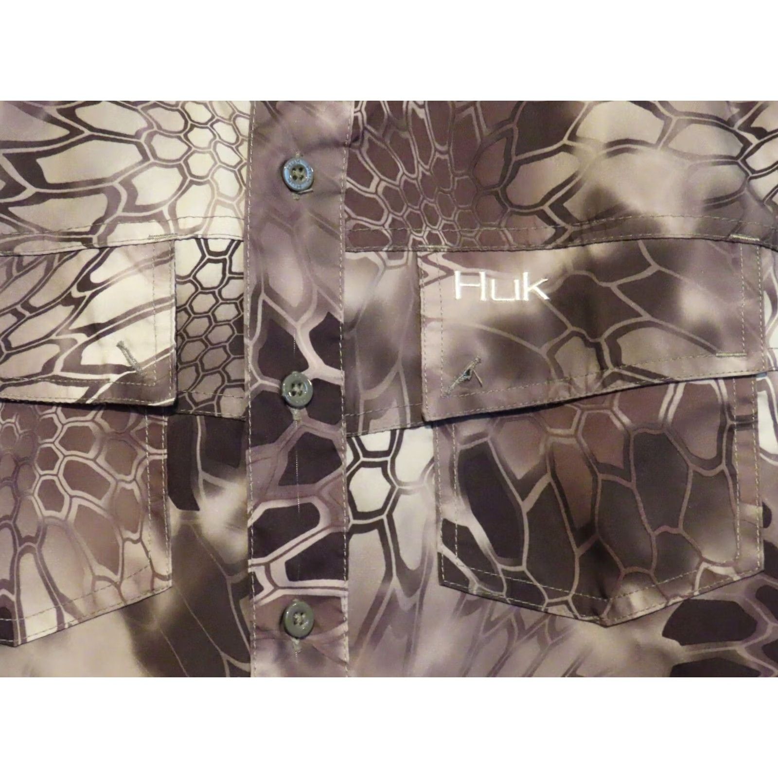 Vintage HUK Performance Fishing Shirt Men's Small Gray Camo Long Sleeve READ Size US S / EU 44-46 / 1 - 3 Thumbnail