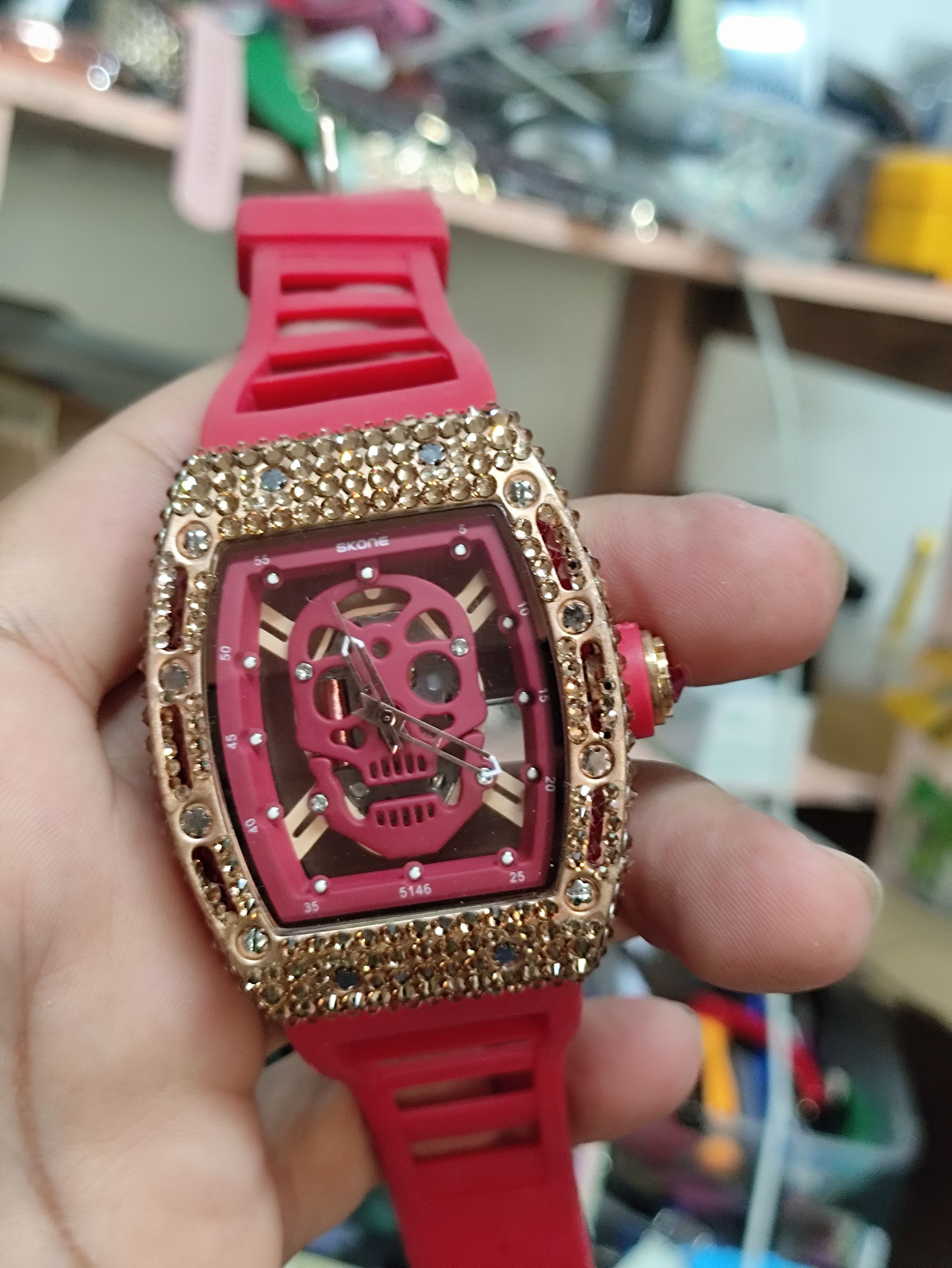 Other RARE 💥 SKULLS RED MONSTER 💀 Japan Punk Watch Size ONE SIZE - 2 Thumbnail