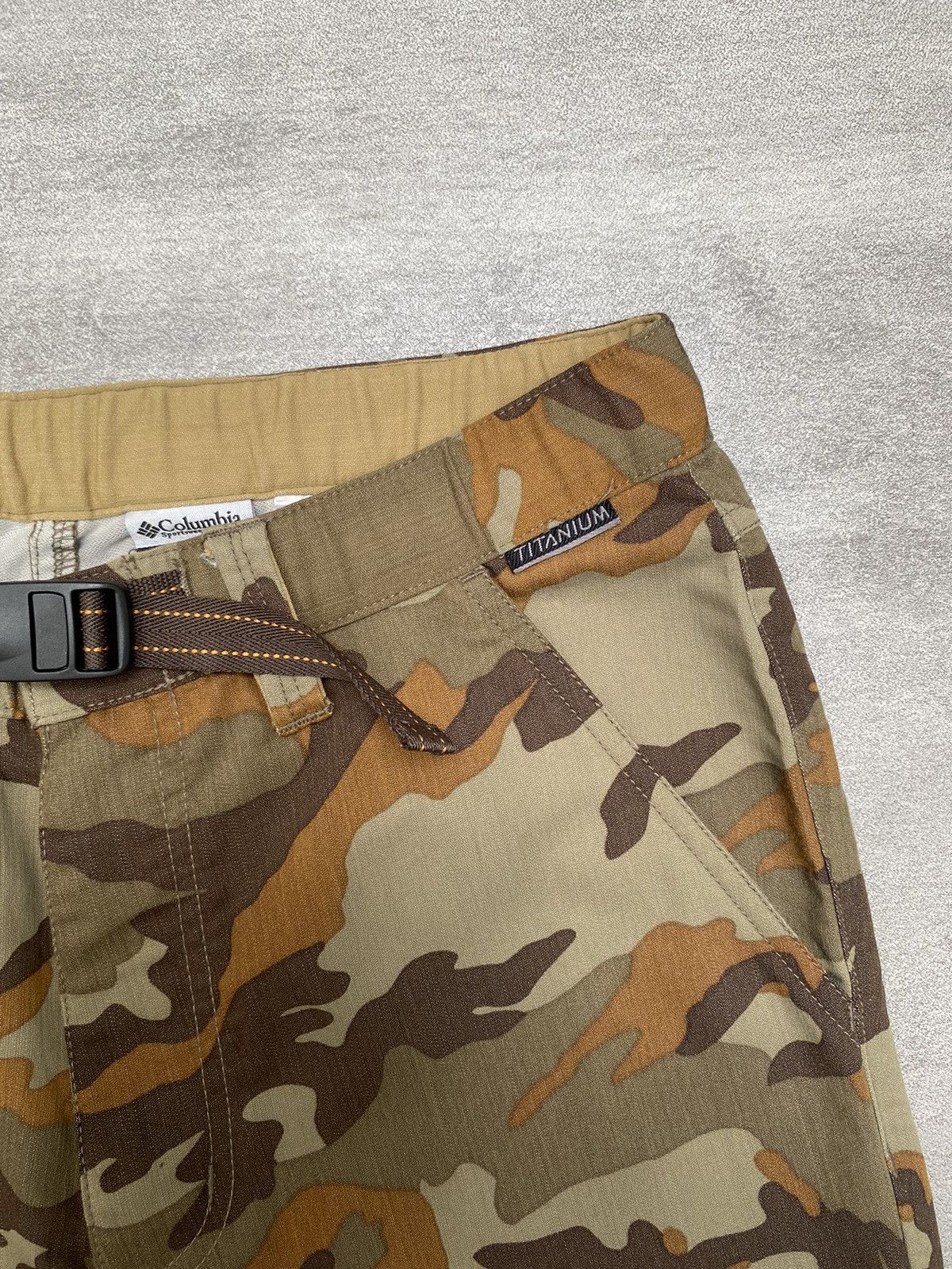 Columbia Columbia Titanium Camo Nylon Jorts Size US 30 / EU 46 - 6 Thumbnail
