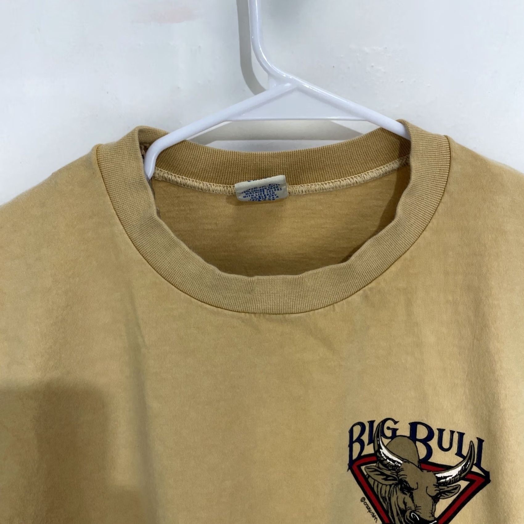 Vintage VINTAGE Crazy Shirts T Shirt Bull Logo 90s Beer Mens L Beige Short Sleeve Crew Neck Graphic Print USA Size US L / EU 52-54 / 3 - 5 Thumbnail