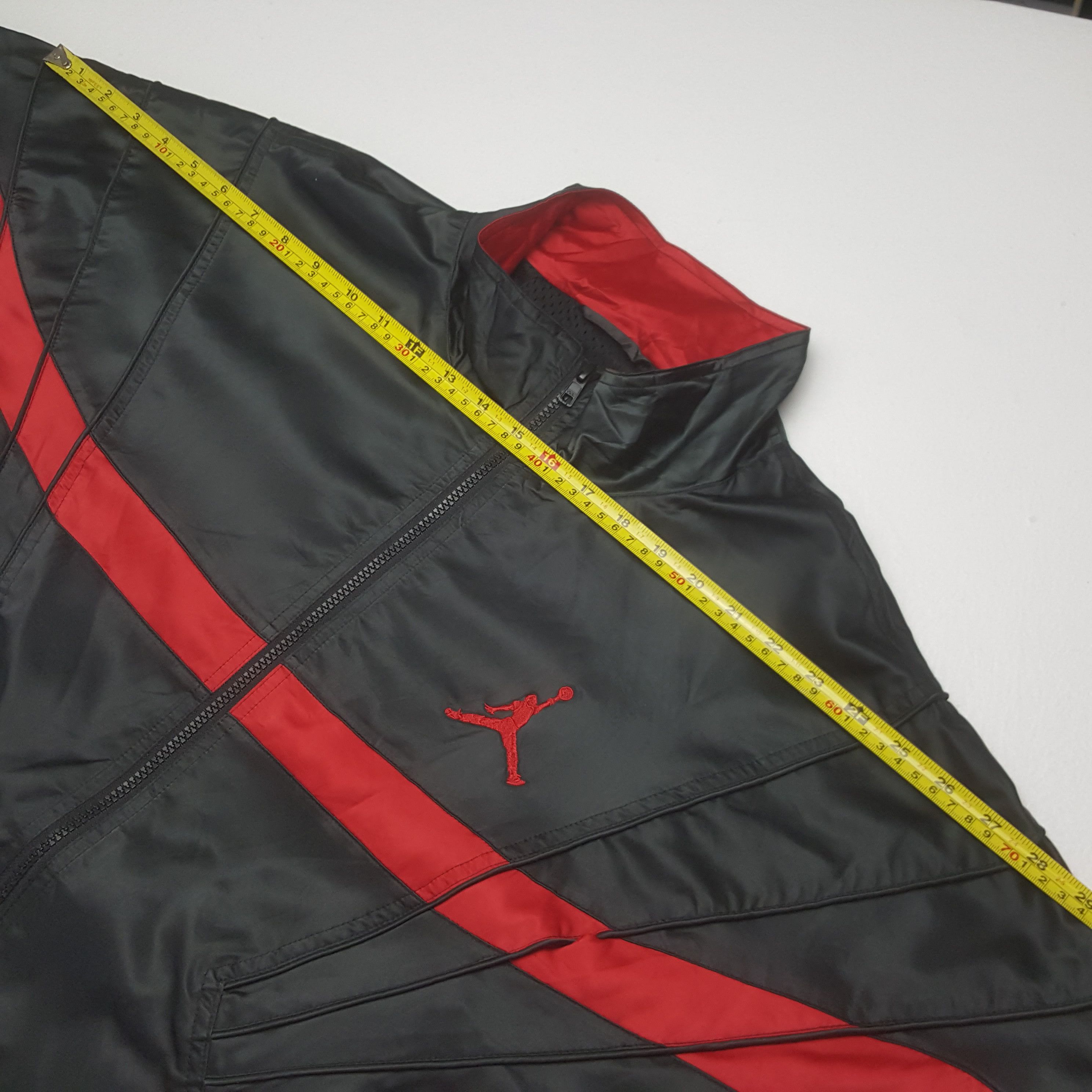 Jordan Brand Vintage Nike Jordan Windbreaker Jacket Size US XXL / EU 58 / 5 - 5 Thumbnail