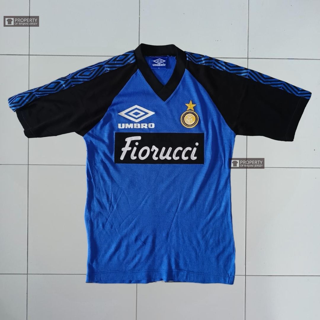 ウェア 90s umbro Inter Milano uniform shirt y2k Inter Milan Home Shirt 1992-1993 Umbro Size XL (BNIB) | eBay