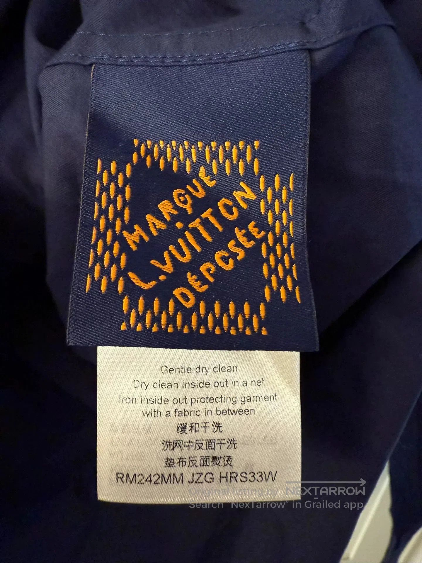 Louis Vuitton Louis Vuitton Logo Embroidery Shirt S. Size US S / EU 44-46 / 1 - 4 Thumbnail