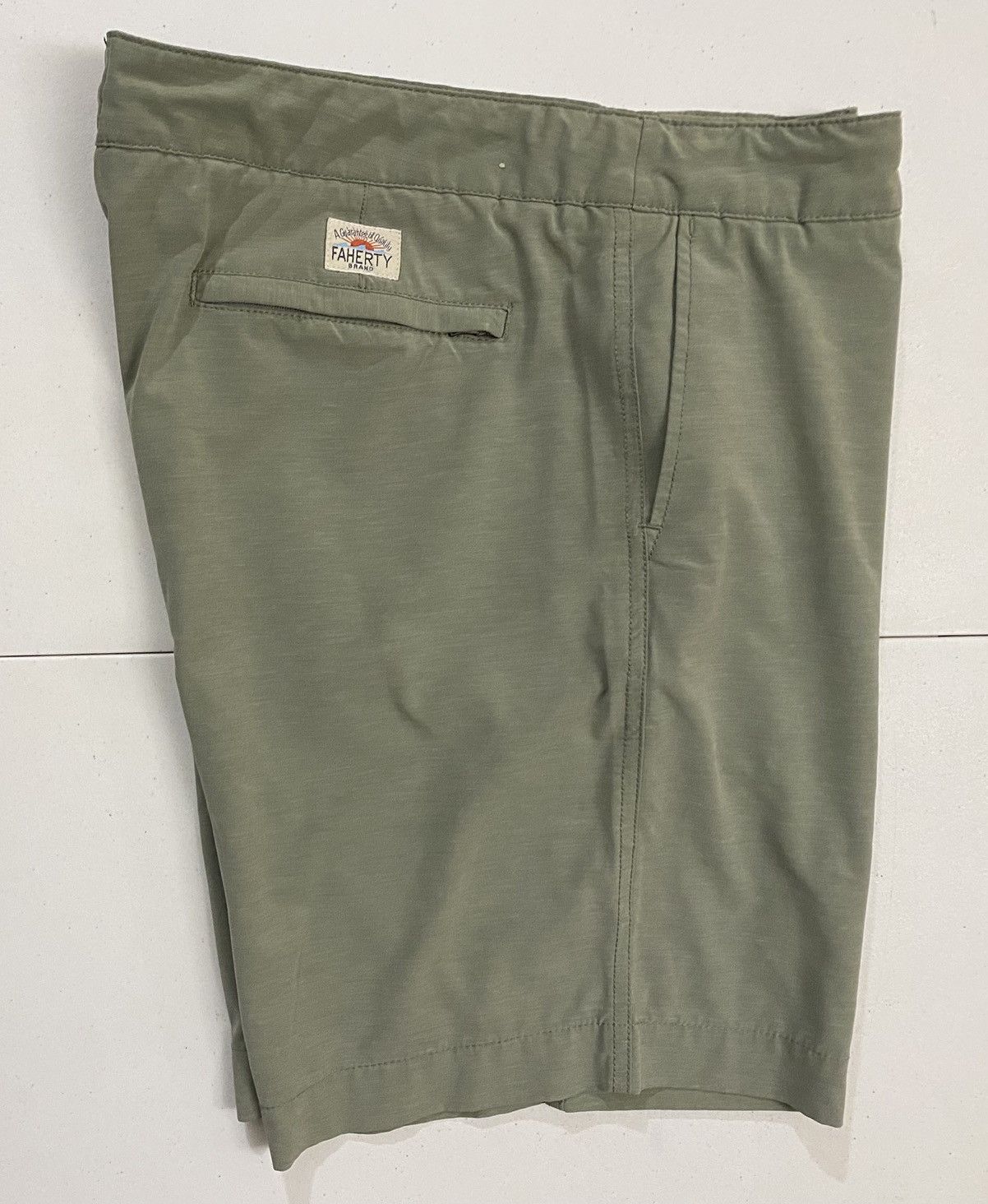 Faherty Faherty All Day Shorts Trail Olive 36 9in Inseam Size US 36 / EU 52 - 5 Thumbnail