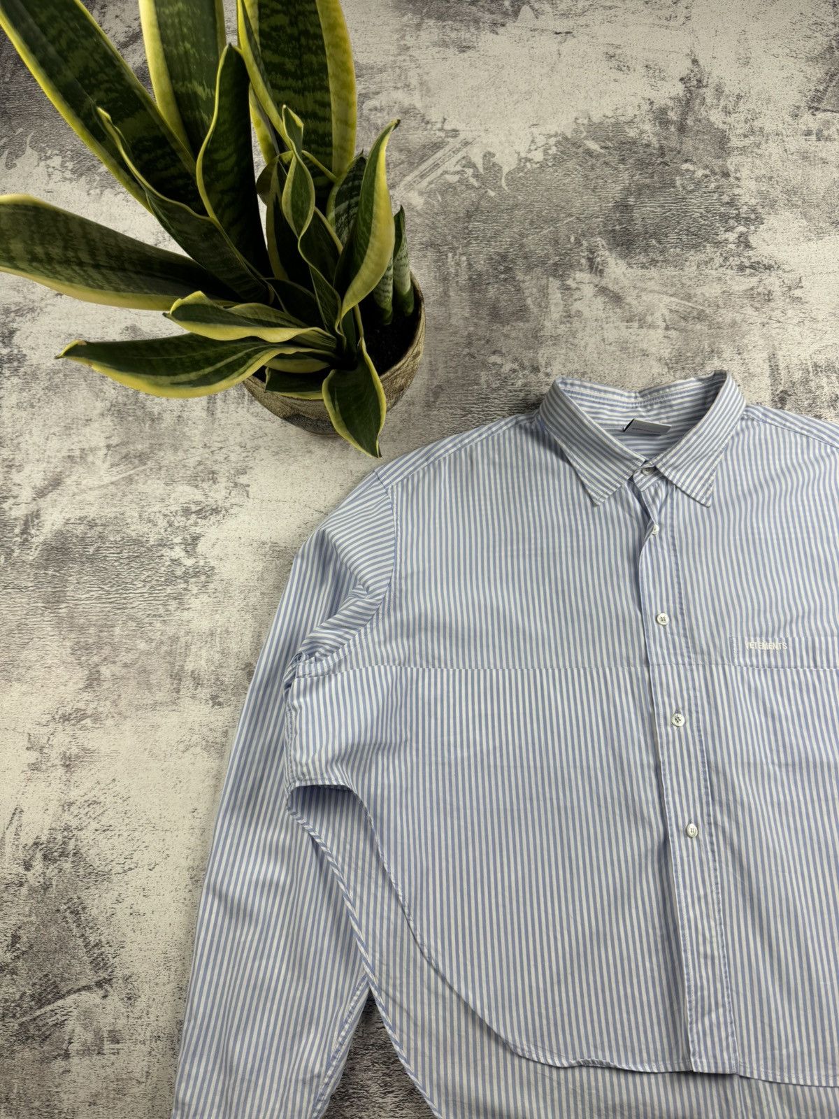 Vetements Vetements Femme Garderobe 2019 Demna Gvasalia Striped Asymmetrical Button Shirt Size M / US 6-8 / IT 42-44 - 5 Thumbnail