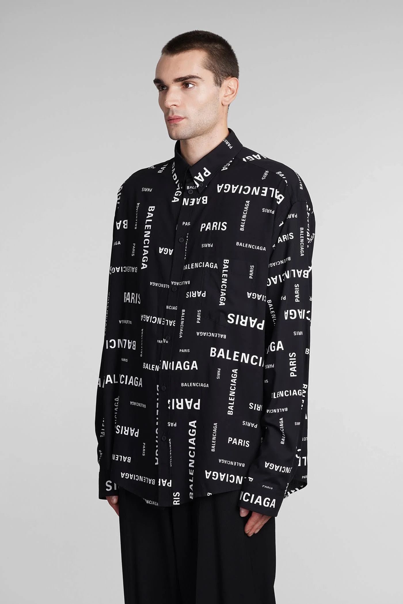 Balenciaga o1mt1gz0924 Bal Paris Allover Minimal Shirt Large Fit White Size US S / EU 44-46 / 1 - 7 Thumbnail
