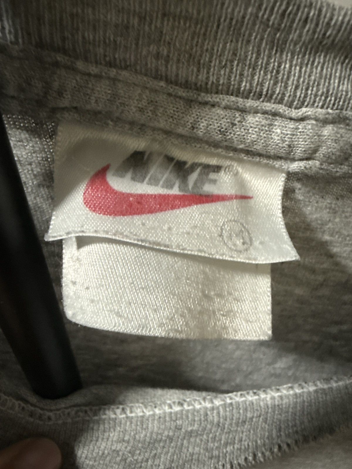Nike Vintage Nike Swoop Tee Size US M / EU 48-50 / 2 - 5 Thumbnail