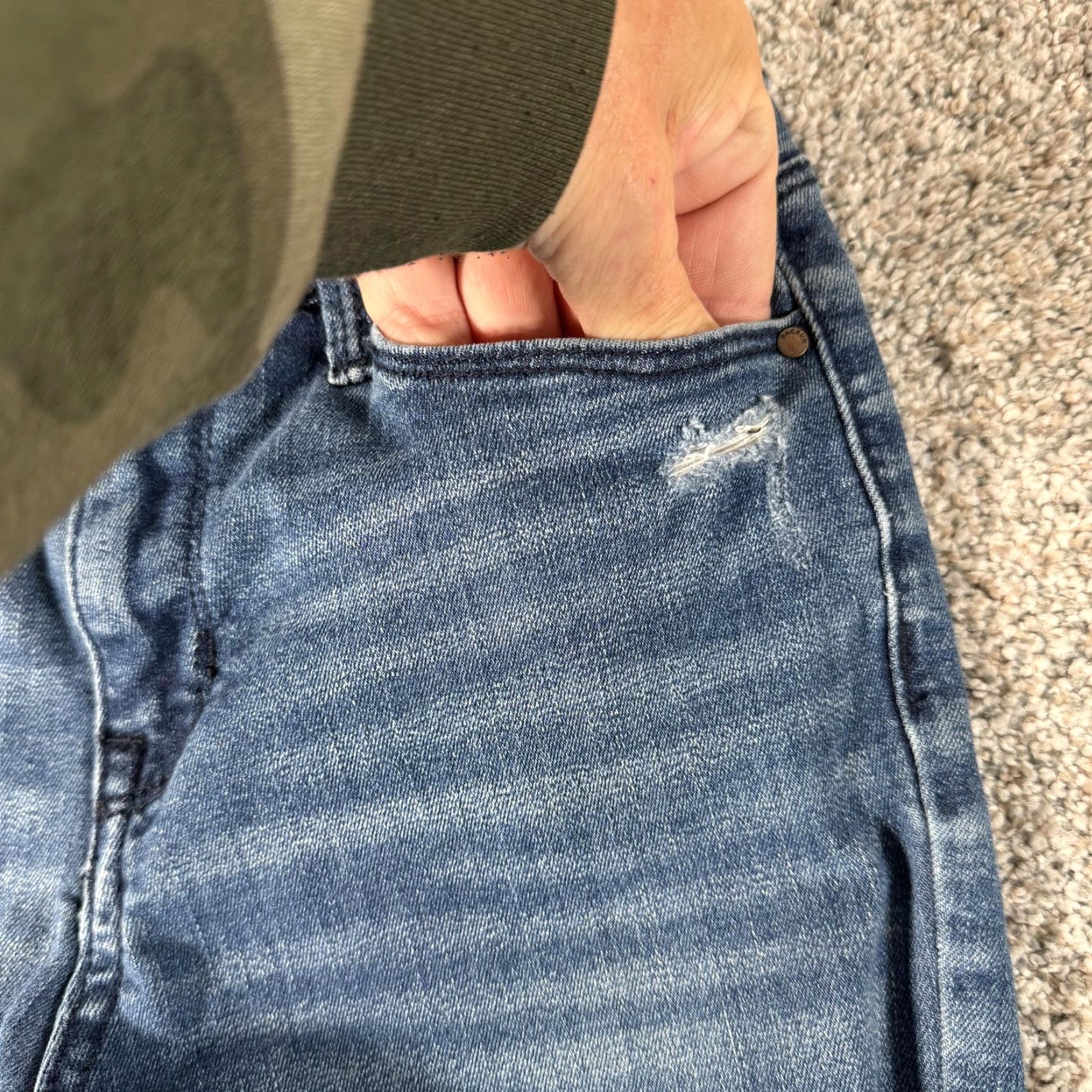 Pacsun VINTAGE? No — PacSun Jeans Women’s 23 Blue High-Rise Ankle Jegging Distressed Super Stretch Jeans 00 Womens Slim Distressed Pockets Zip Fly Size 24" / US 00 / IT 34 - 7 Thumbnail