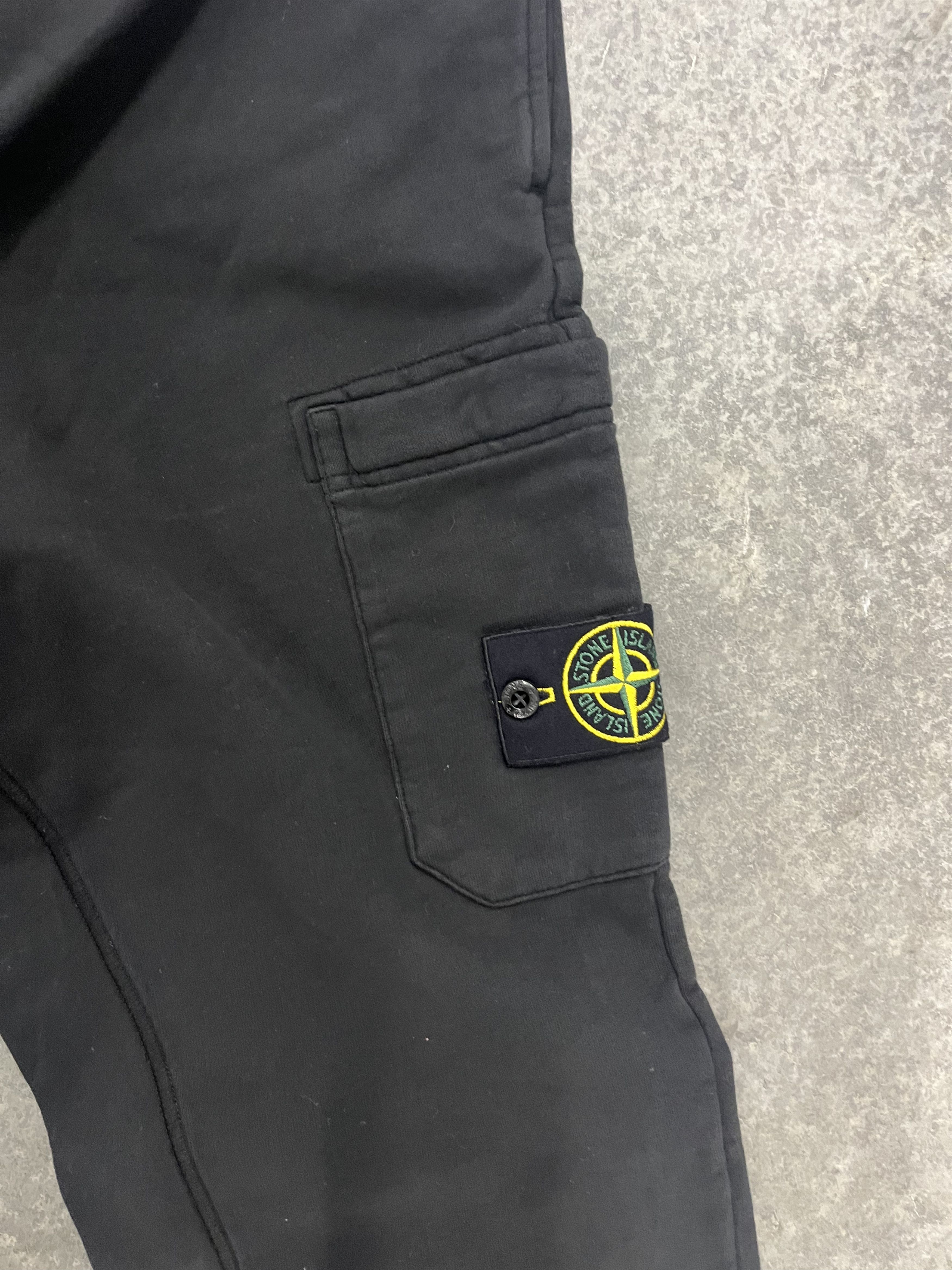 Stone Island Stone Island Brushed Cotton Fleece Slim Fit Sweatpant XL BLK Size US 36 / EU 52 - 3 Thumbnail