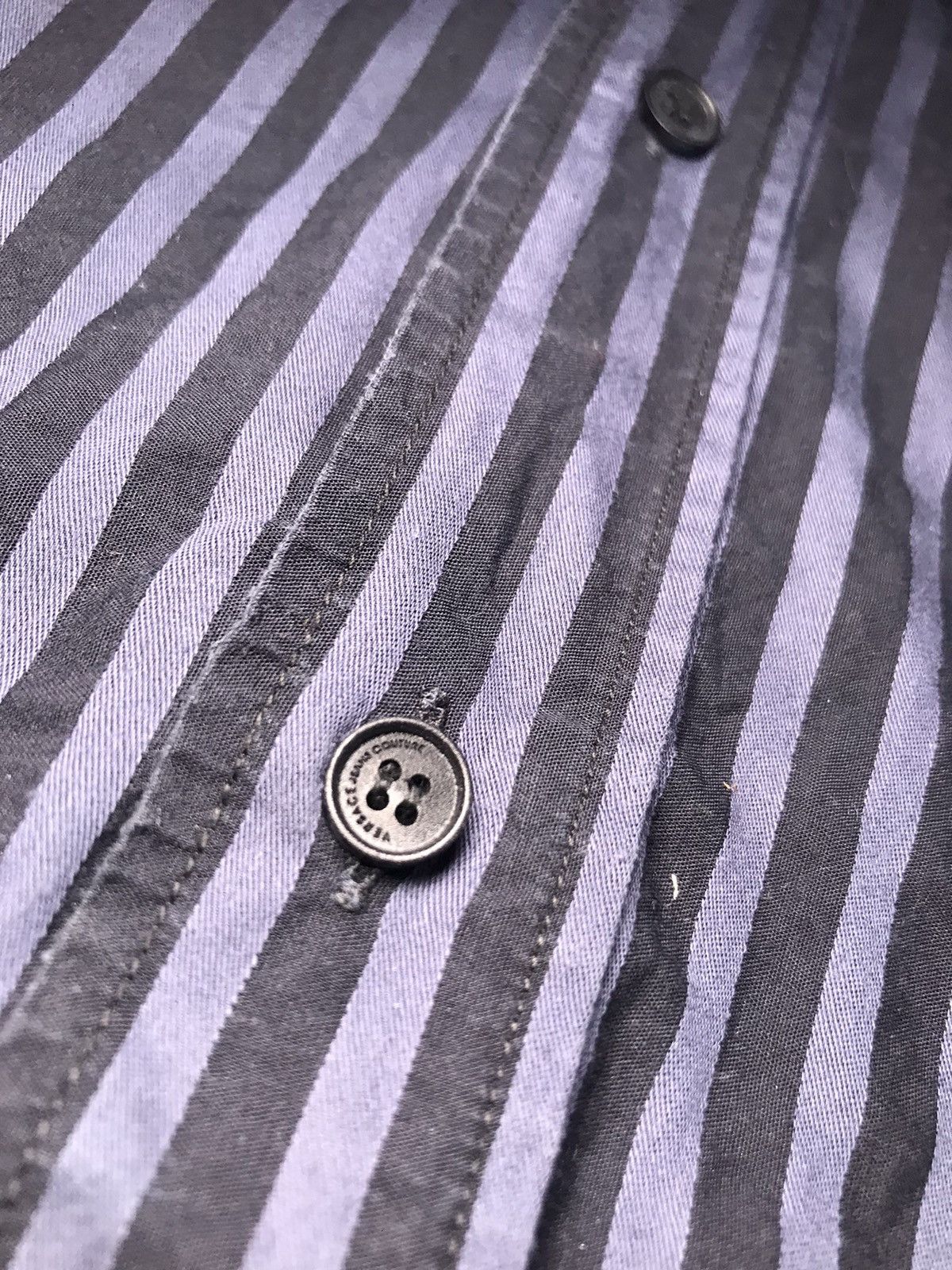 Versace Vintage Versace Stripe Button Up Medusa Shirt Cufflinks Size US M / EU 48-50 / 2 - 22 Thumbnail