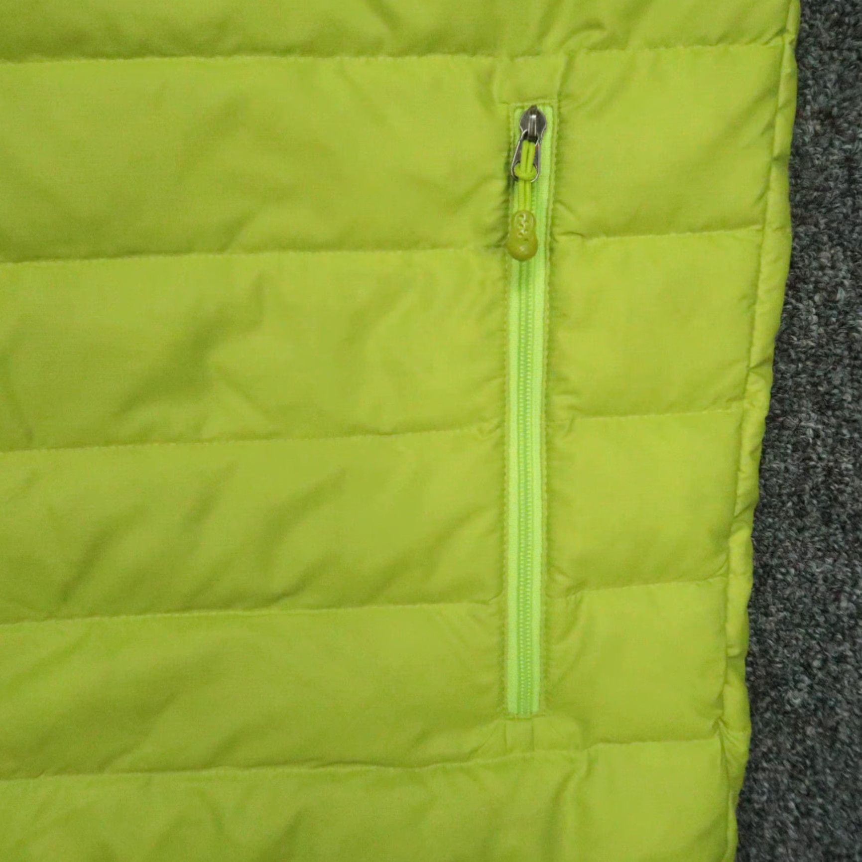 Patagonia Patagonia Vest Mens XL Puffer Jacket Yellow Down Full Zip Pockets Quilted Lightweight Size US XL / EU 56 / 4 - 4 Thumbnail