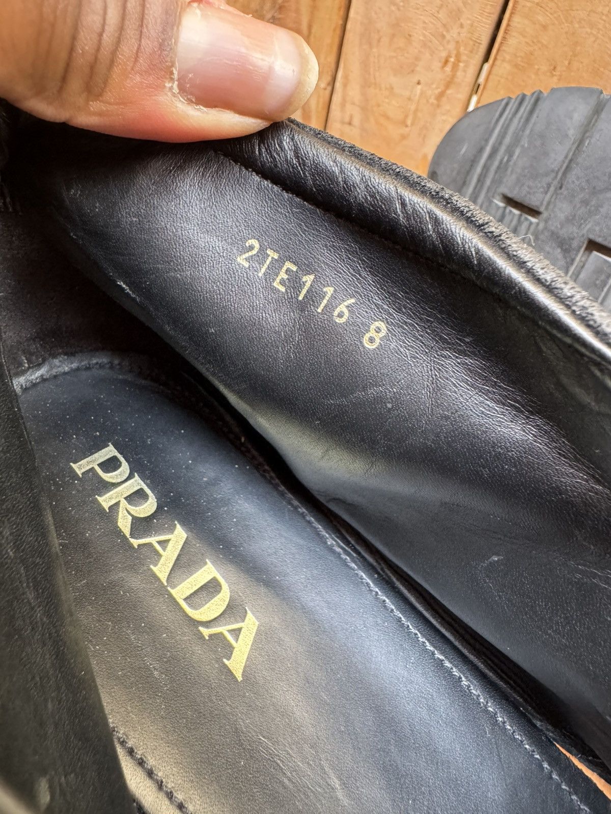 Prada Prada distressed leather Men’s chukka boots SIZE UK 8 US 9 Size US 9 / EU 42 - 12 Thumbnail