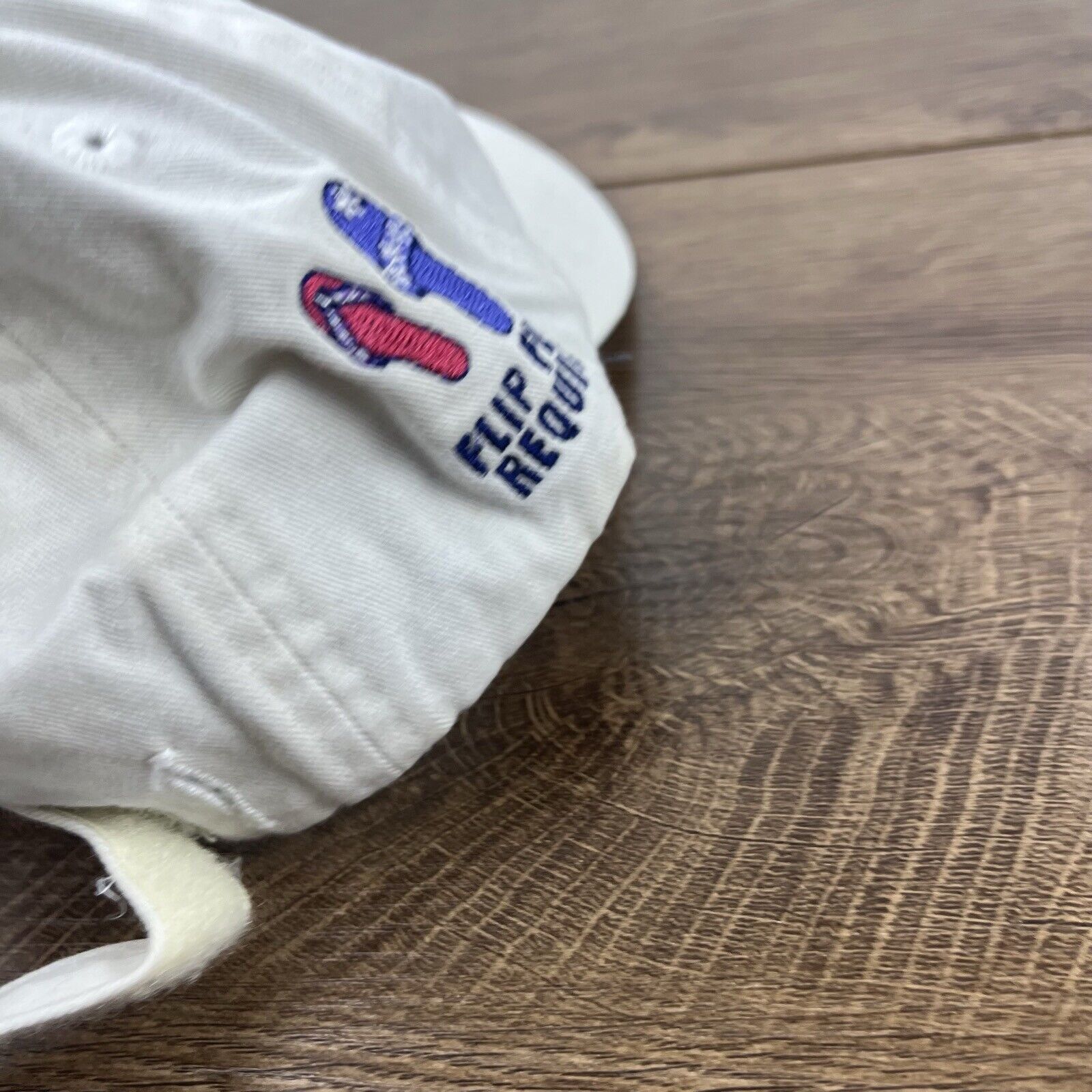 Other 9 Beaches Hat Beach Hat White Hat Adjustable Flip Flops Requ Size ONE SIZE - 14 Thumbnail