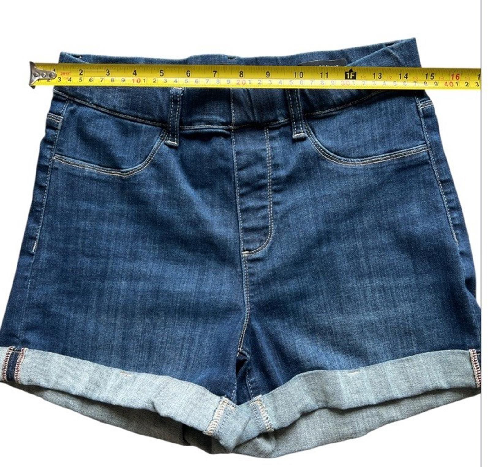 Designer Judy Blue Shorts Sz Large Pull On Stretch High Rise Cuffed Size 36" / US 14 / IT 50 - 2 Thumbnail