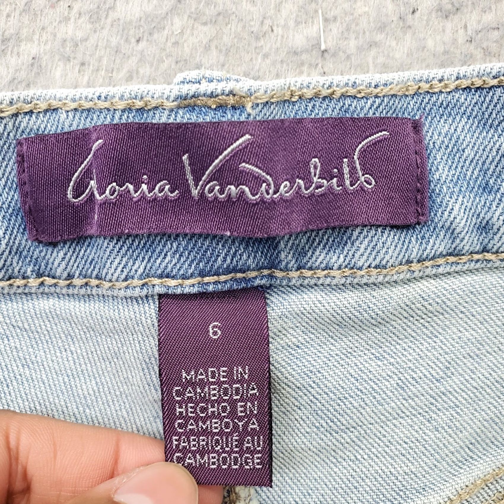 Gloria Vanderbilt Gloria Vanderbilt Jeans Womens 6 Blue Denim Stretch Relaxed Fit Straight Leg Shirt? Size 28" / US 6 / IT 42 - 7 Thumbnail