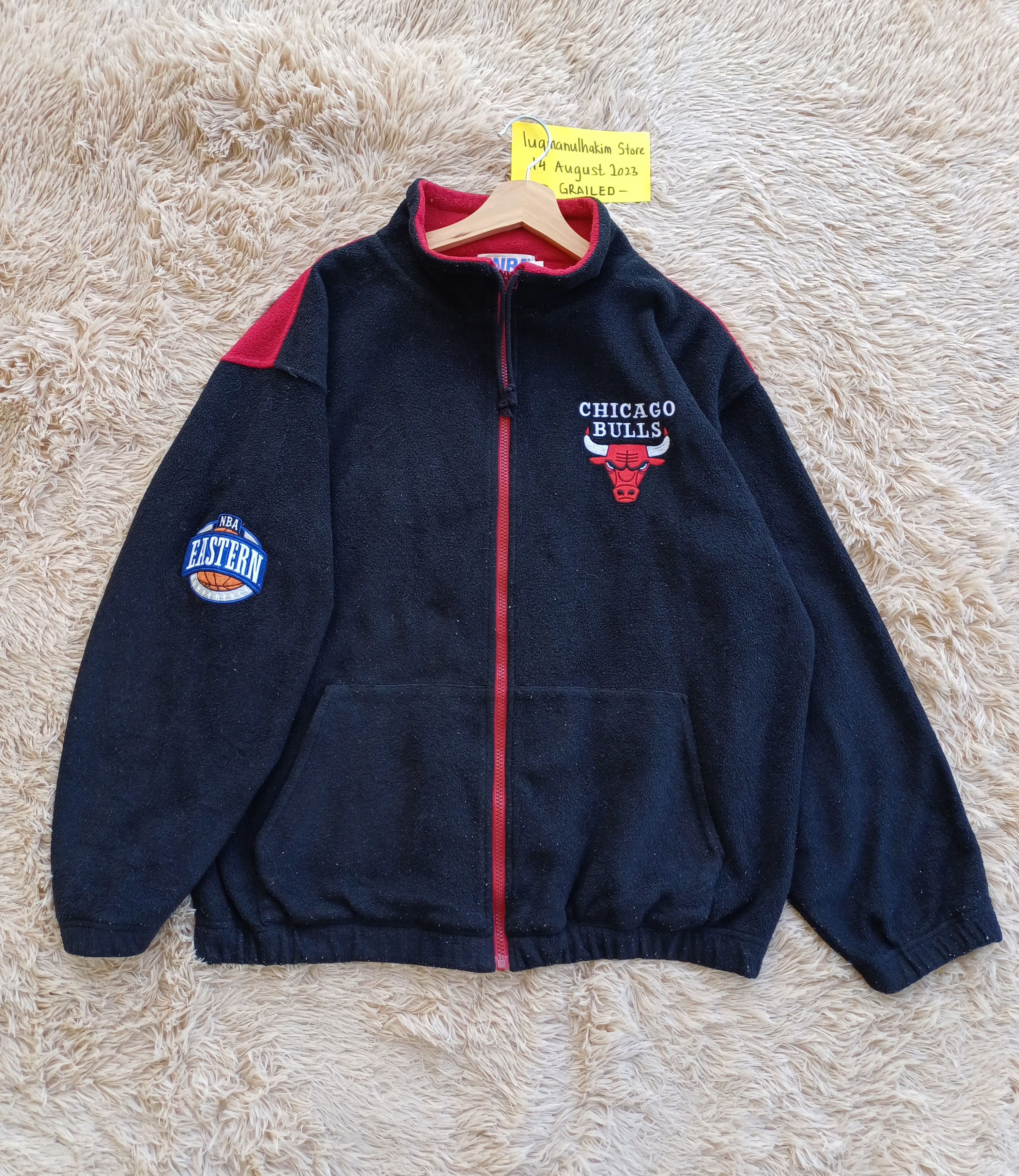 NBA Vintage Chicago Bulls NBA Sweater Size US L / EU 52-54 / 3 - 6 Thumbnail