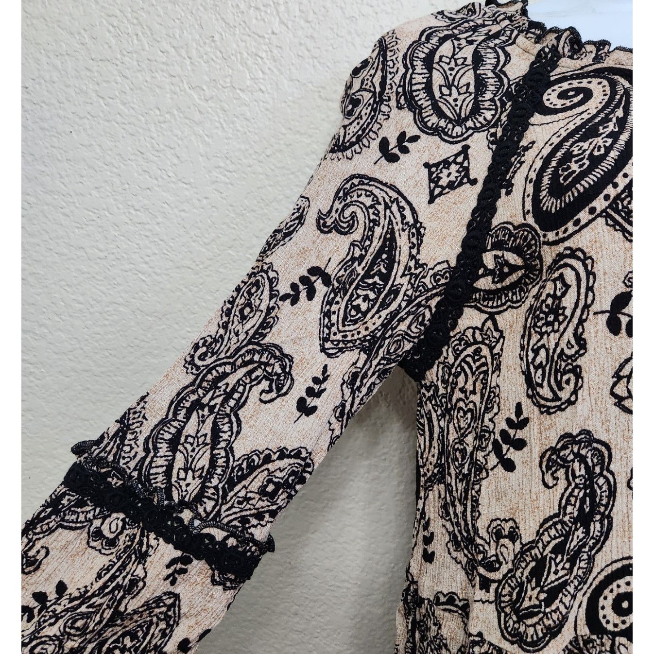 Other Knox Rose Tan Black Paisley Print Tie Bodice Top Small Size S / US 4 / IT 40 - 2 Thumbnail
