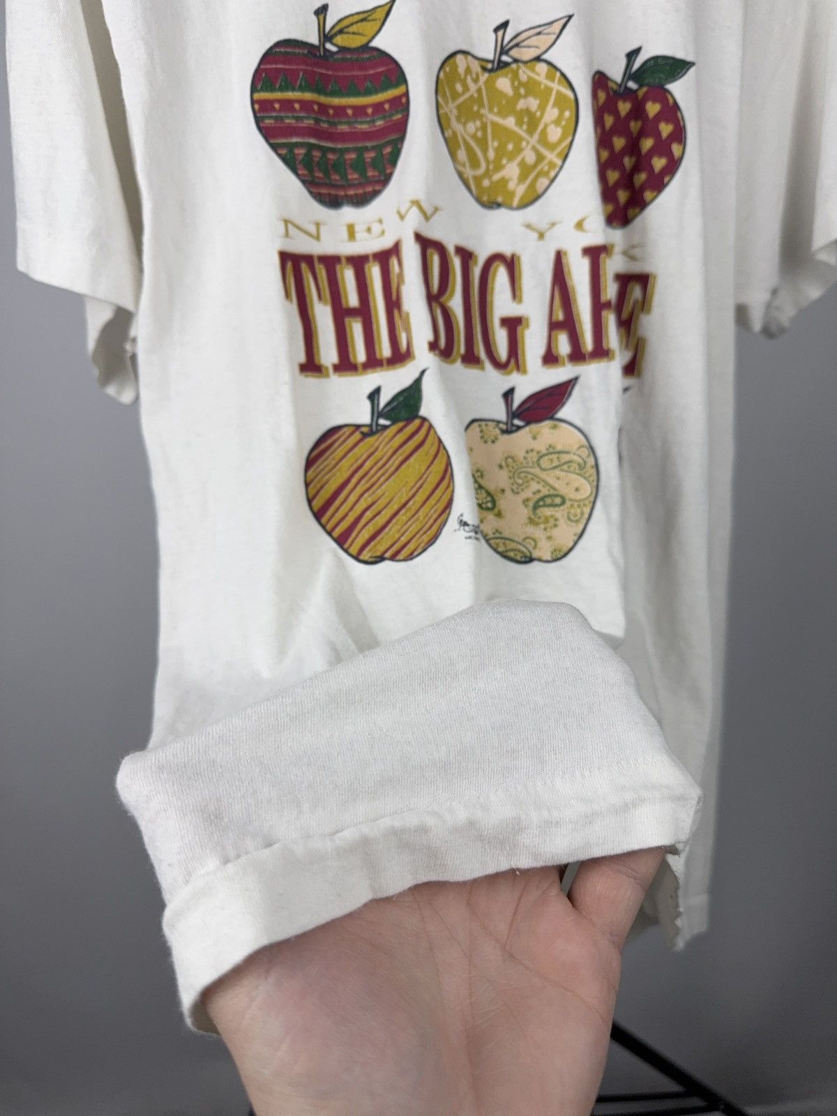 Vintage Vintage 1995 New York Big Apple Graphic Tourist T Shirt Size US L / EU 52-54 / 3 - 10 Thumbnail