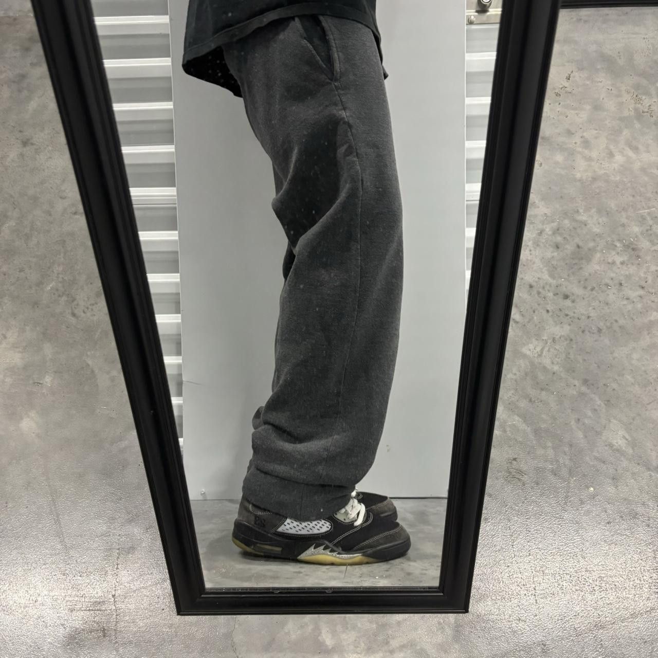 Japanese Brand × Vintage Crazy Vintage 90s Dark Grey Essential Sweatpants! Size US 30 / EU 46 - 2 Thumbnail