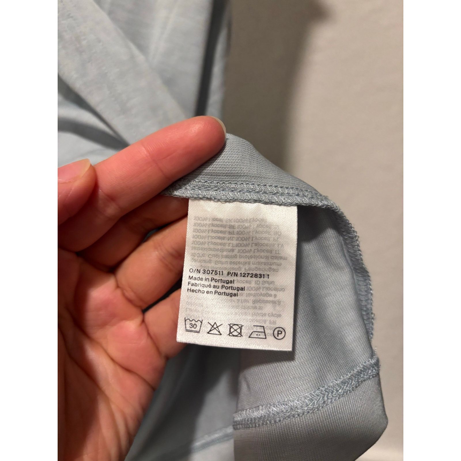 Cos COS DRAPED V-NECK TOP Sz M Size M / US 6-8 / IT 42-44 - 8 Thumbnail
