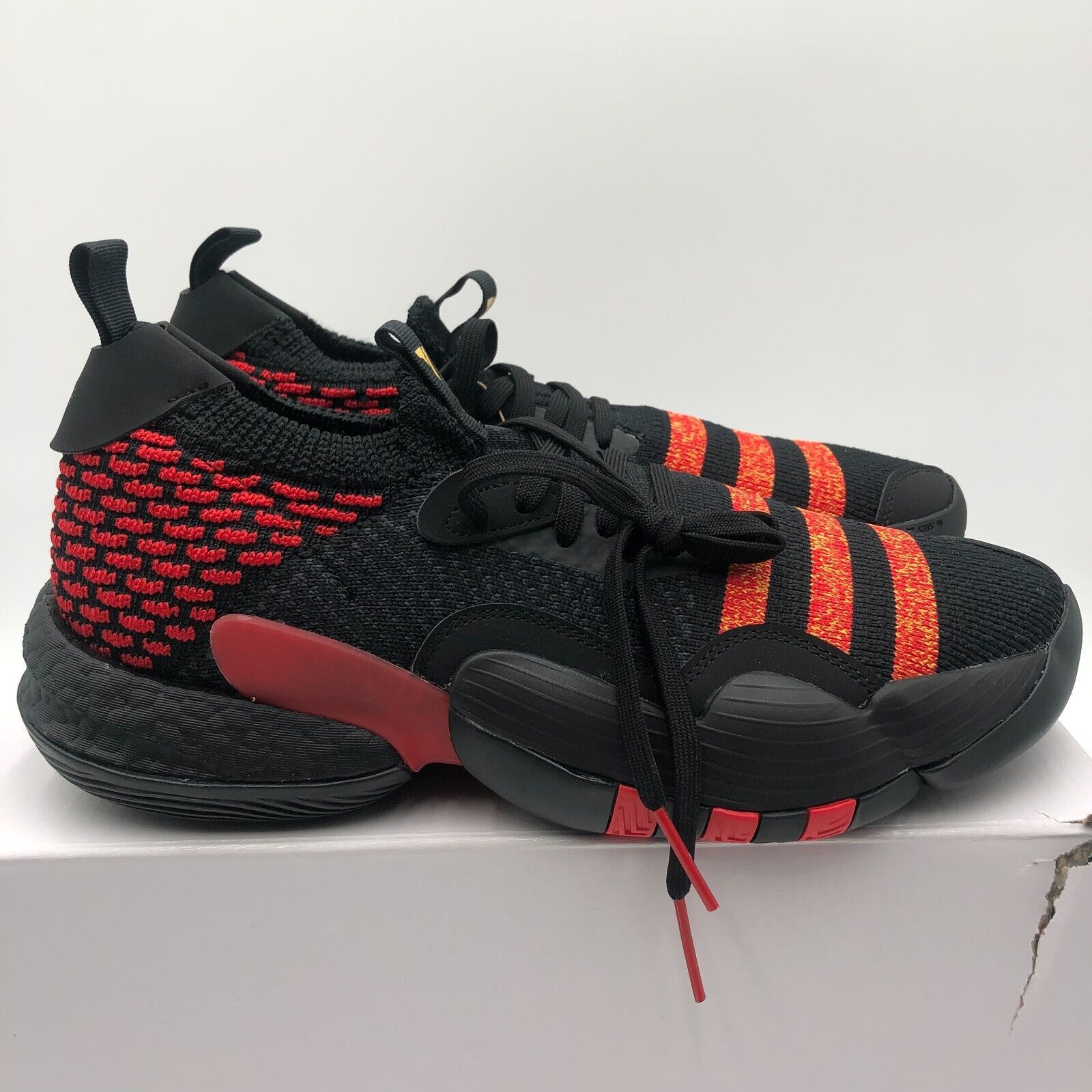 Adidas Adidas Trae Young 2 Men's Size 10 Hawks Black Red Size US 10 / EU 43 - 10 Thumbnail