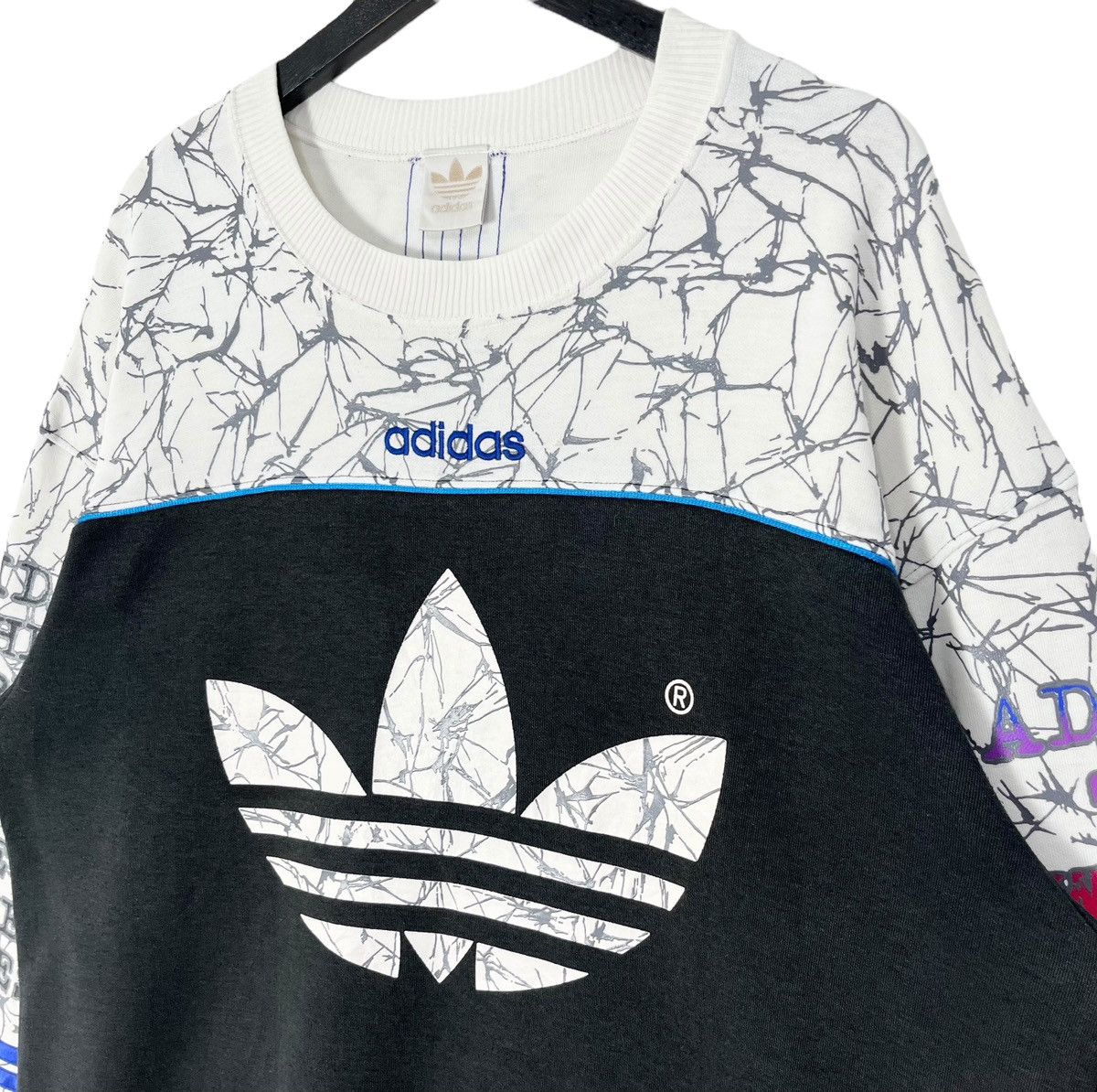 Adidas × Vintage Vintage 90s Adidas Trefoil Big Logo Sweatshirt Size US L / EU 52-54 / 3 - 3 Thumbnail