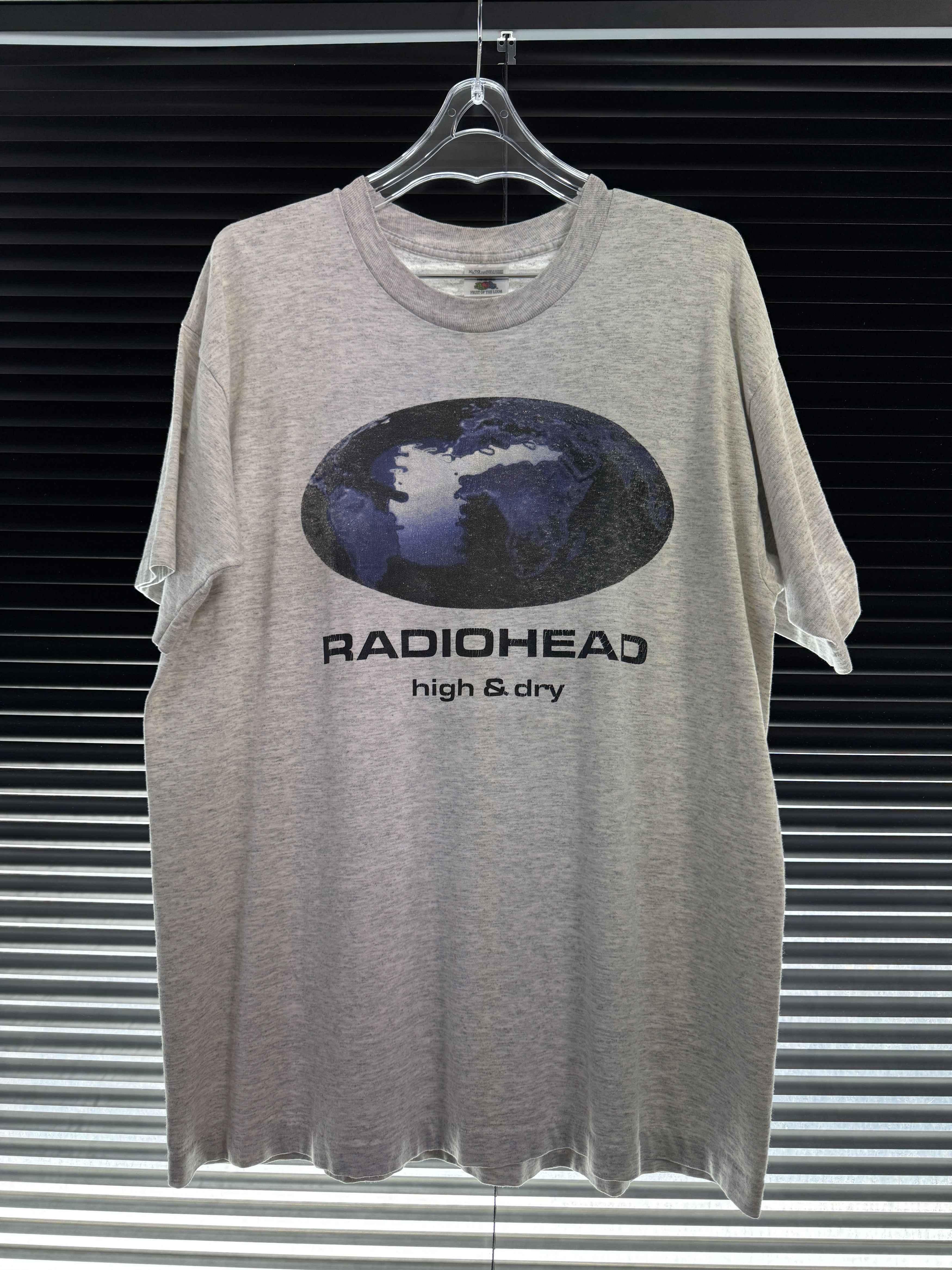 Band Tees Vintage 90s Radiohead UK Tour Shirt Size US XL / EU 56 / 4 - 1 Thumbnail