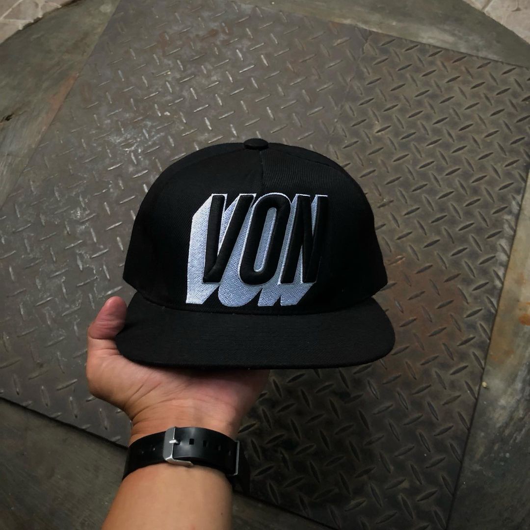 Von Dutch Vondutch Big Logo Script Embroidery Snapback Hat Size ONE SIZE - 2 Thumbnail