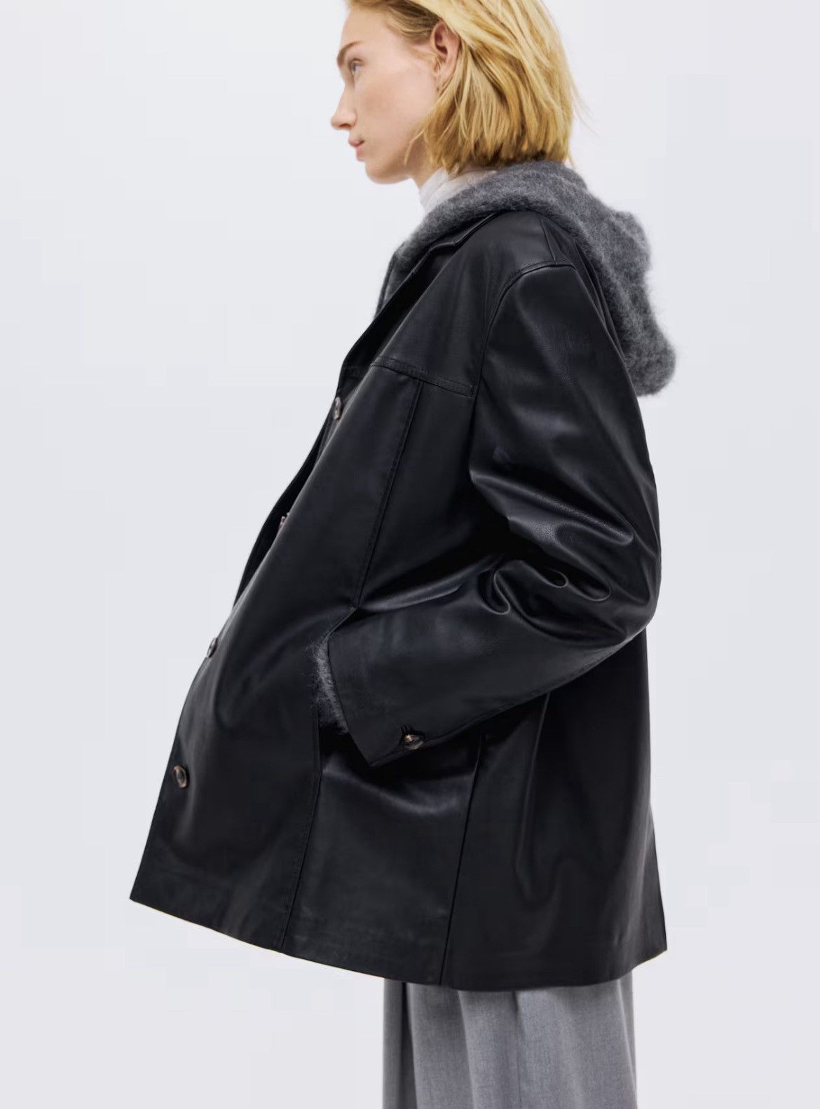 H&M H&M Black Coated Button Coat Size M / US 6-8 / IT 42-44 - 3 Thumbnail