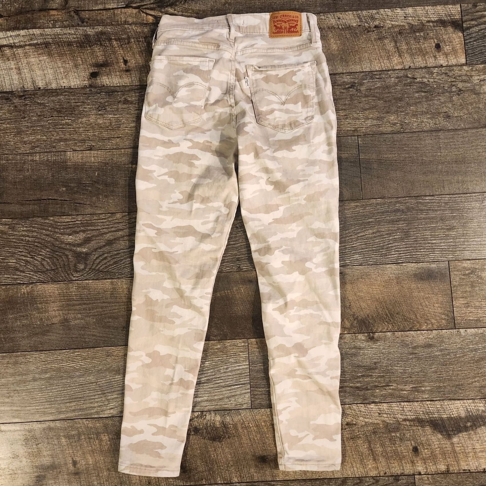 Levi's Levi’s 720 High Rise Super Skinny Crop Jeans Camouflage Beige 26 Women Pants Size 26" / US 2 / IT 38 - 5 Thumbnail