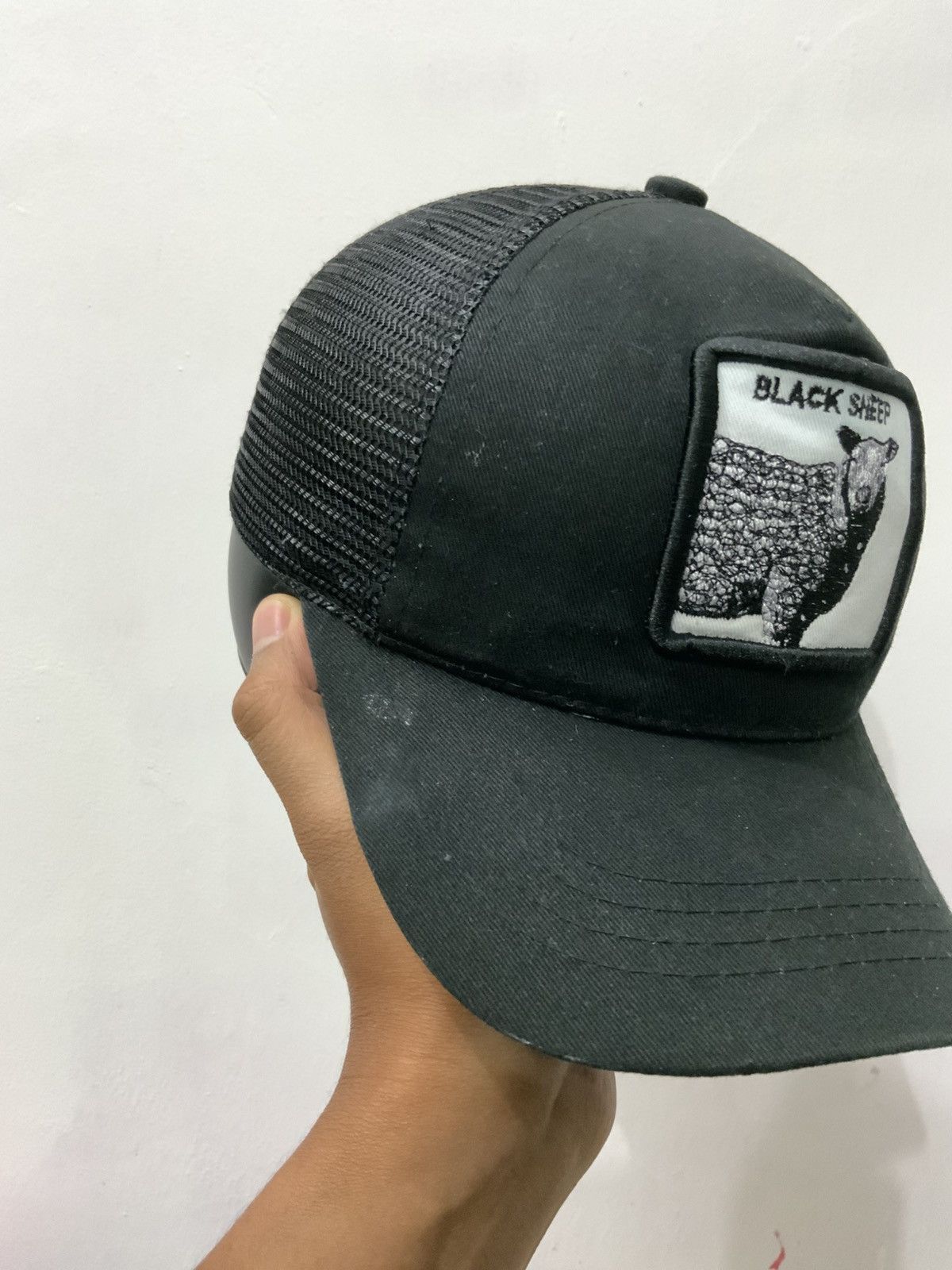 Japanese Brand Black Sheep Patches Trucker Hat Size ONE SIZE - 6 Thumbnail