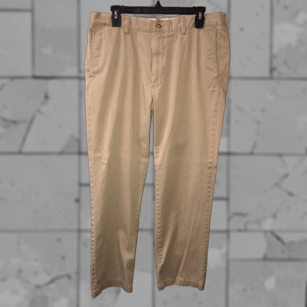 Polo Ralph Lauren Polo Ralph Lauren Pants Mens Beige Classic Fit 36x32 Size 36 Inseam 32 Casual Pants Beige Mens Size US M / EU 48-50 / 2 - 1 Thumbnail