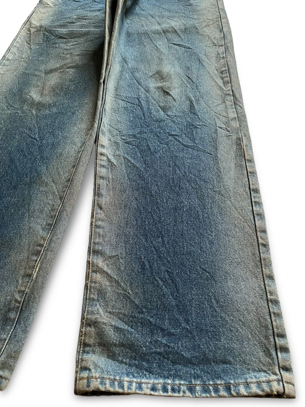 Japanese Brand Vintage Japanese Brand Faded Wash Classic Style Baggy Jeans Size US 34 / EU 50 - 7 Thumbnail