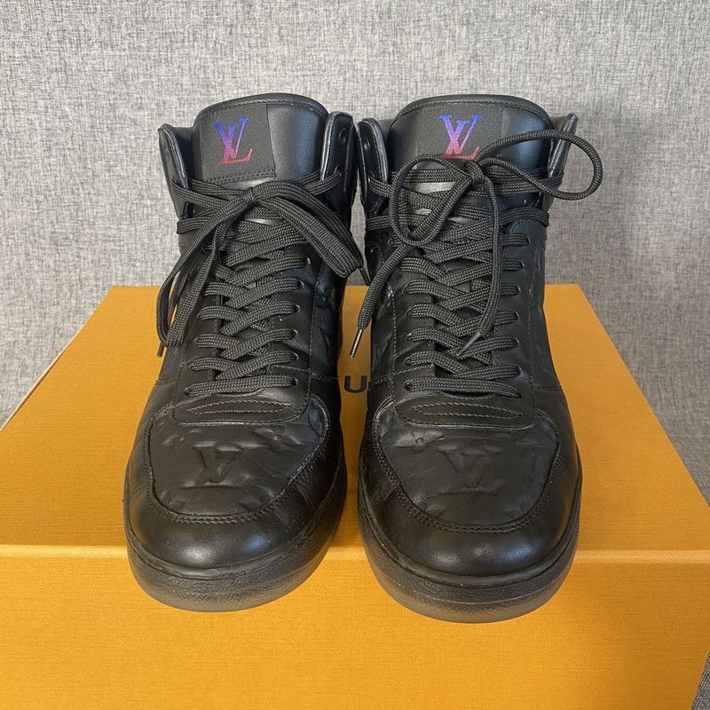 Louis Vuitton Louis Vuitton Rivoli High-Top Sneakers in Black - Size US 8 / EU 41 - 2 Thumbnail