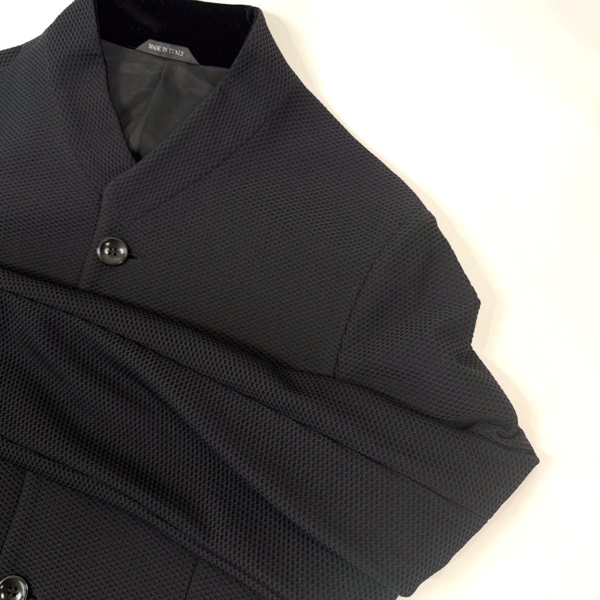 Giorgio Armani GIORGIO ARMANI LONG SLEEVE BLAZER WITH BUTTON FASTENING Size US M / EU 48-50 / 2 - 3 Thumbnail