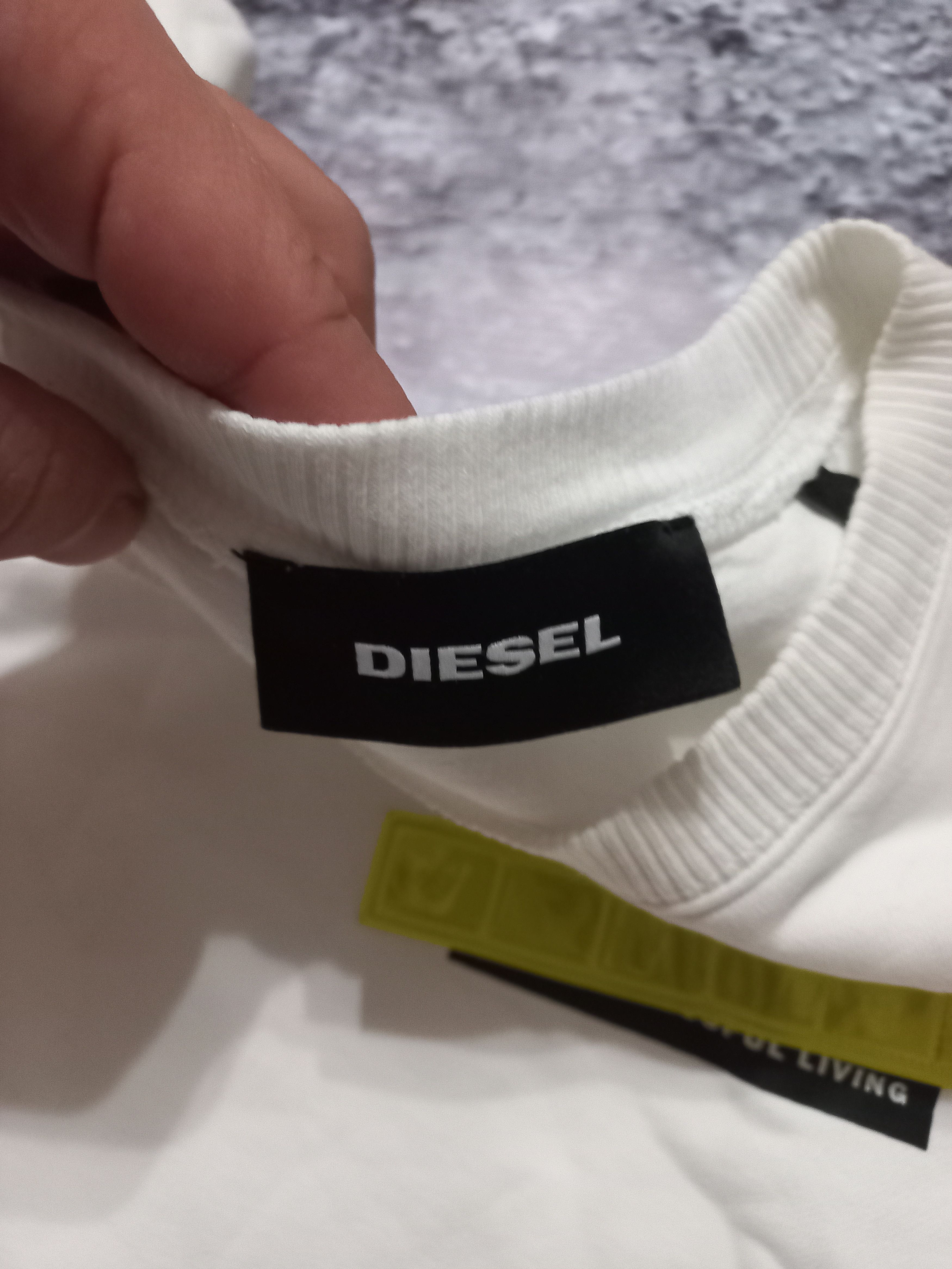 Diesel × Vintage Diesel sweatshirt, white with logo Size US S / EU 44-46 / 1 - 9 Thumbnail