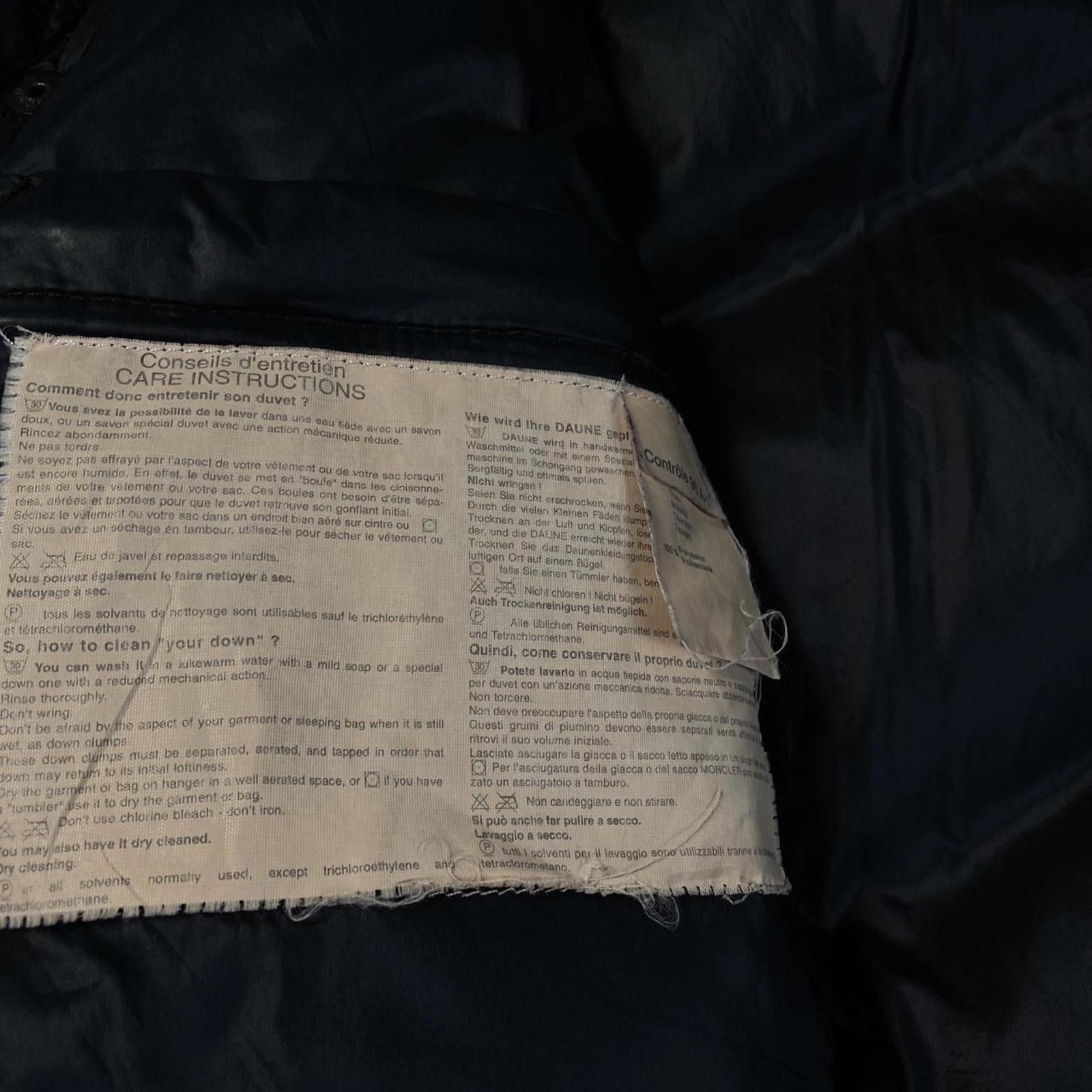 Moncler Vintage Moncler Grenoble Puffer Jacket Size US M / EU 48-50 / 2 - 5 Thumbnail