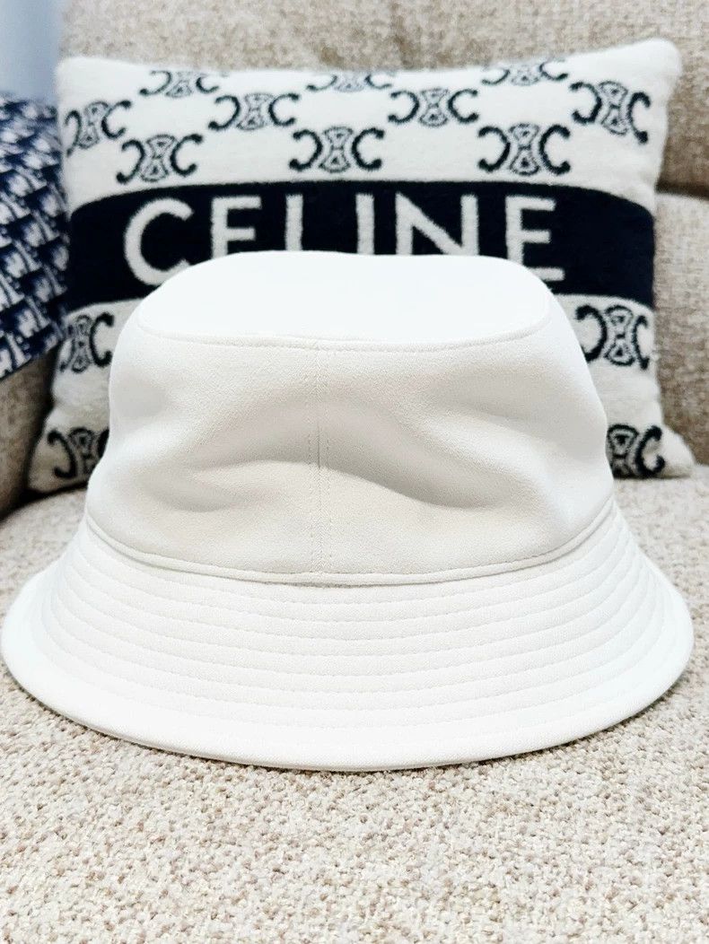 Chanel Chanel SizeM White plum blossom Logo fisherman's hat Size ONE SIZE - 2 Thumbnail