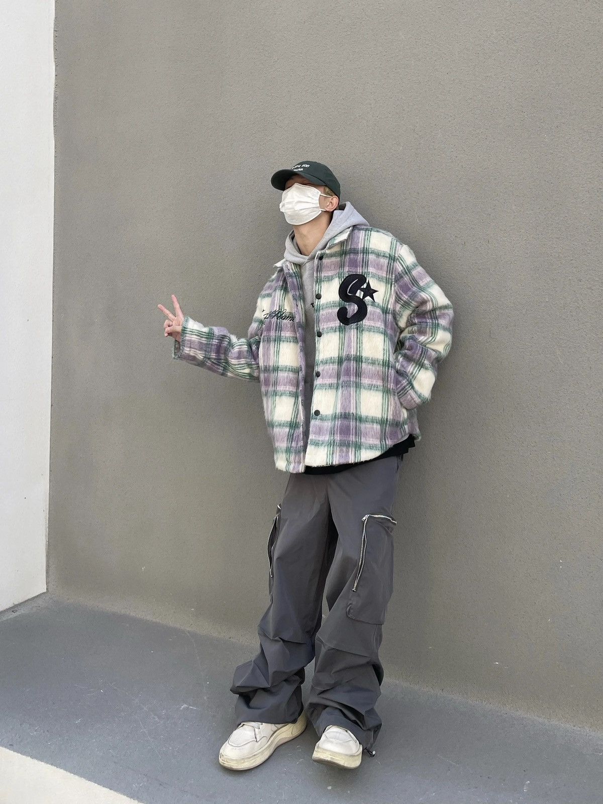 Japanese Brand Baggy Cargo Pants Straight Casual Harajuku Y2K Style Pockets Size US 34 / EU 50 - 10 Thumbnail