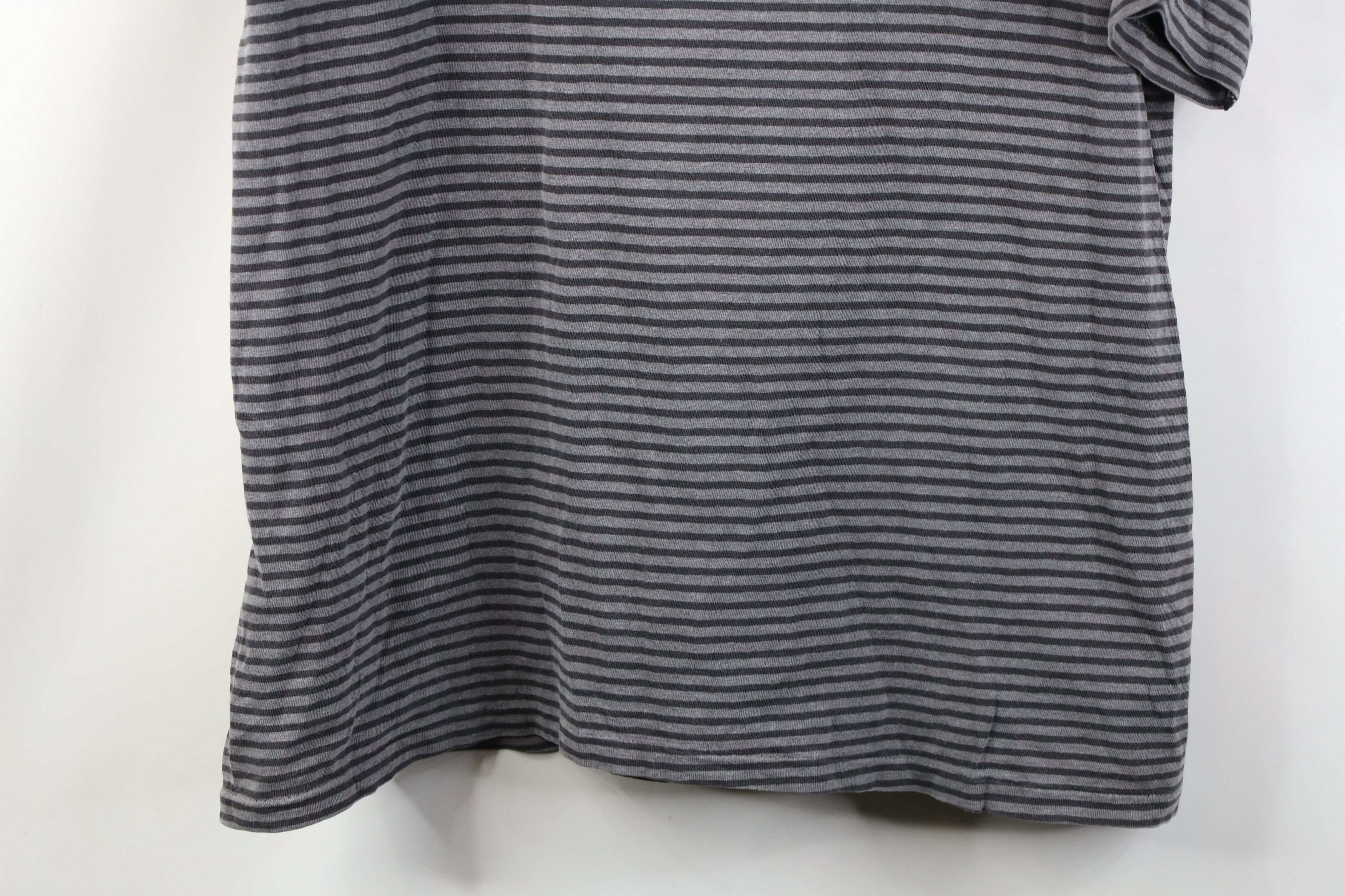 Vintage Vintage 90s Streetwear Spell Las Vegas Striped T-Shirt USA Size US L / EU 52-54 / 3 - 3 Thumbnail