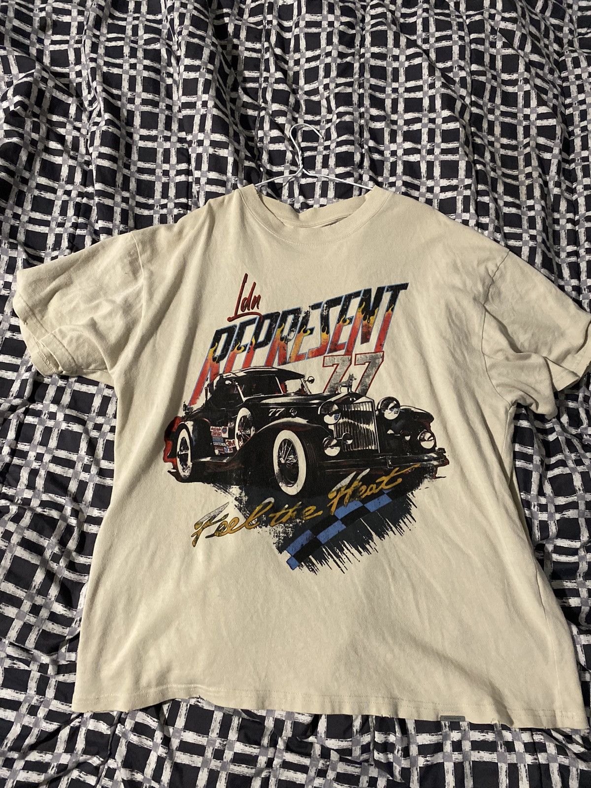 Represent Clo. Represent “Feel The Heat” Vintage T-Shirt Size US L / EU 52-54 / 3 - 1 Preview