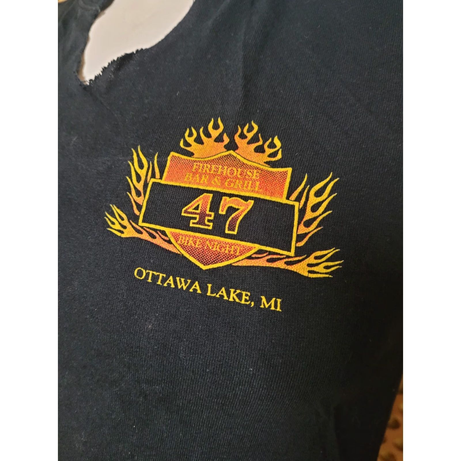 Gildan Womens T-Shirt Black Small Gildan Crew Neck Short Sleeve Graphic Tee Firehouse 47 Bar & Grill Ottawa Lake MI Defunct Mens Womens Girls? Size S / US 4 / IT 40 - 2 Thumbnail