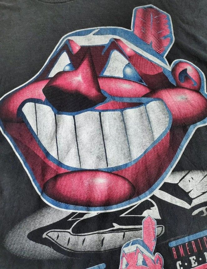 MLB × Vintage Vintage Cleavland Indians Full Logo 90's T-shirt Size US XL / EU 56 / 4 - 4 Thumbnail